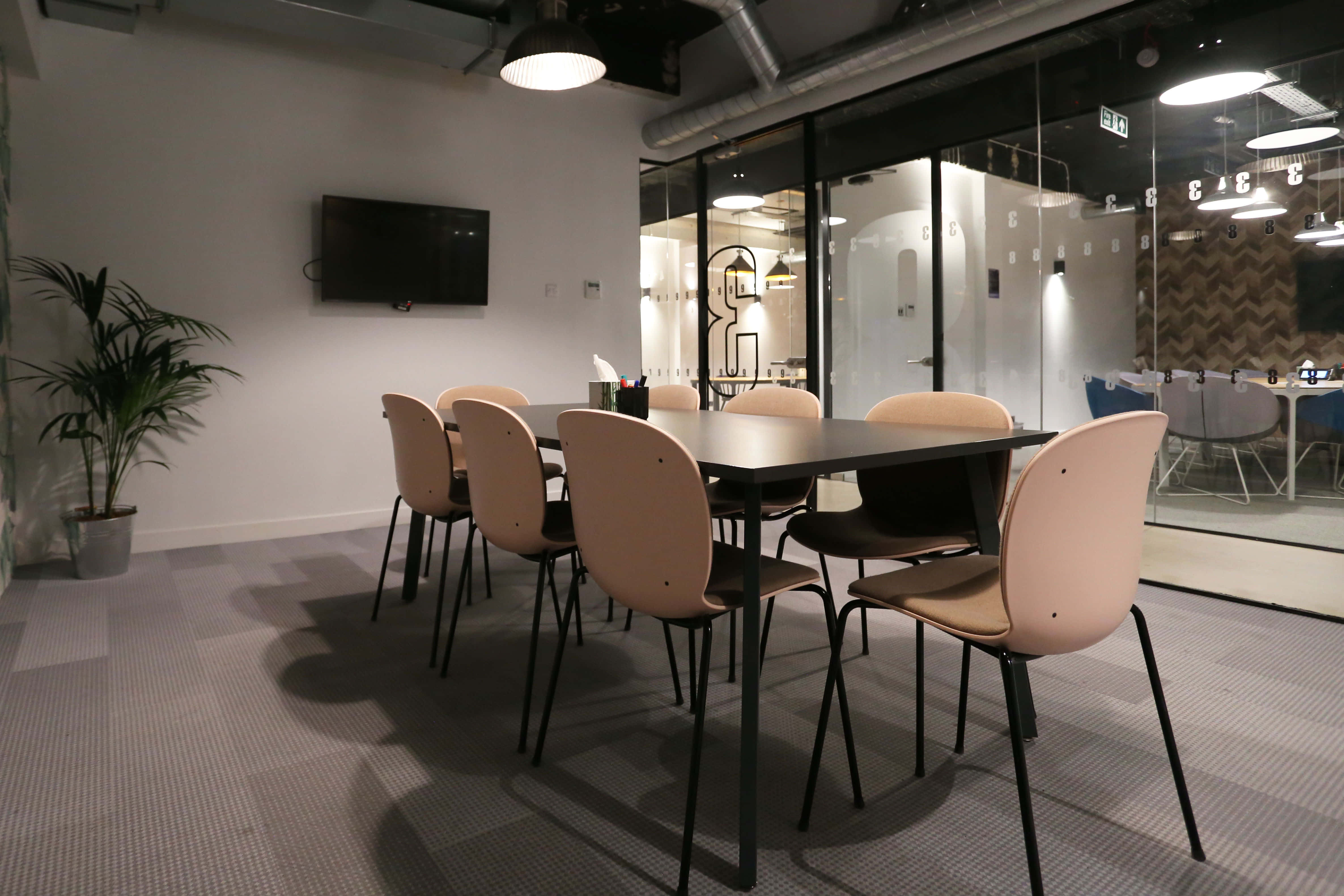 8-person meeting room (MR3) 0