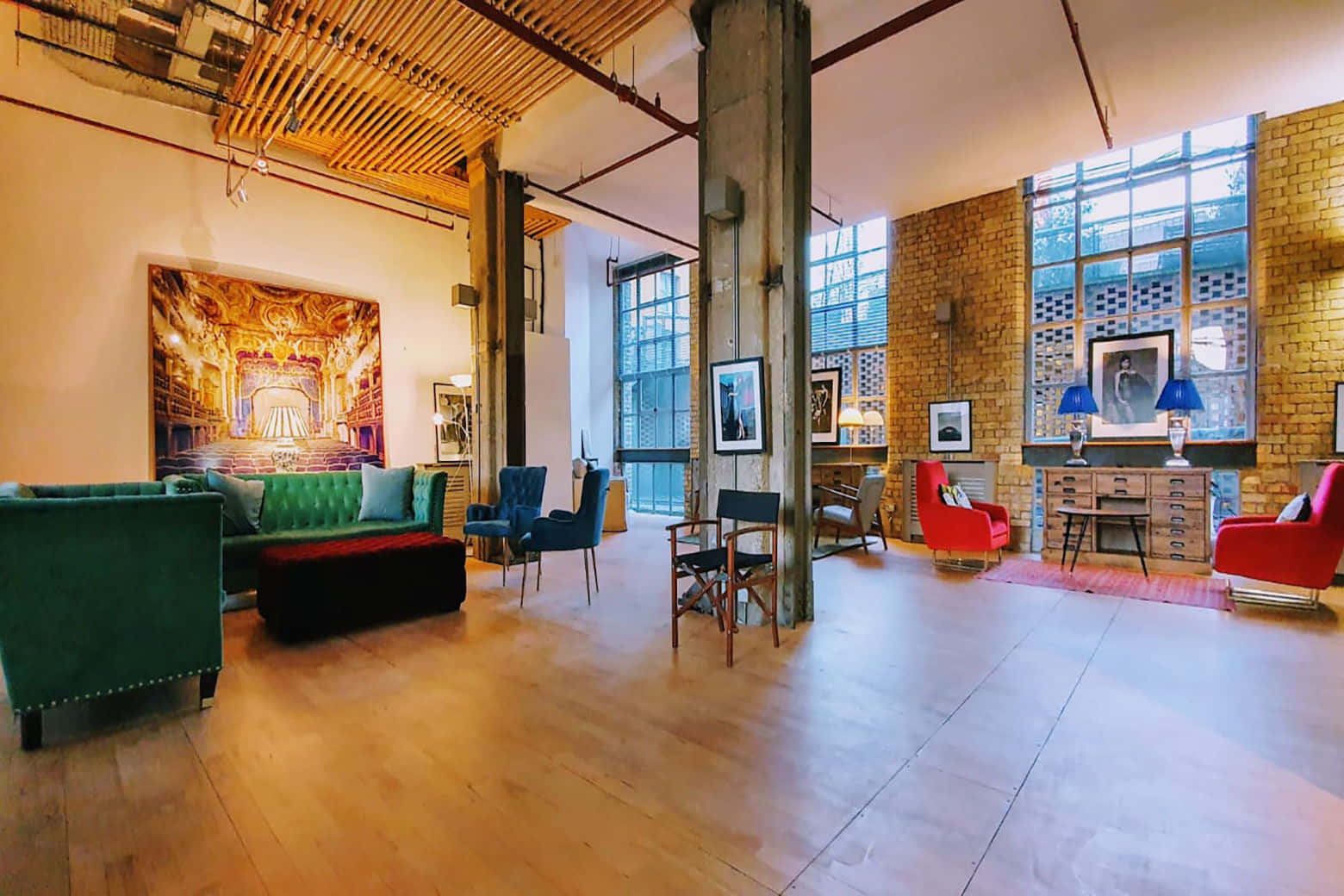 The New Yorker Gallery 17