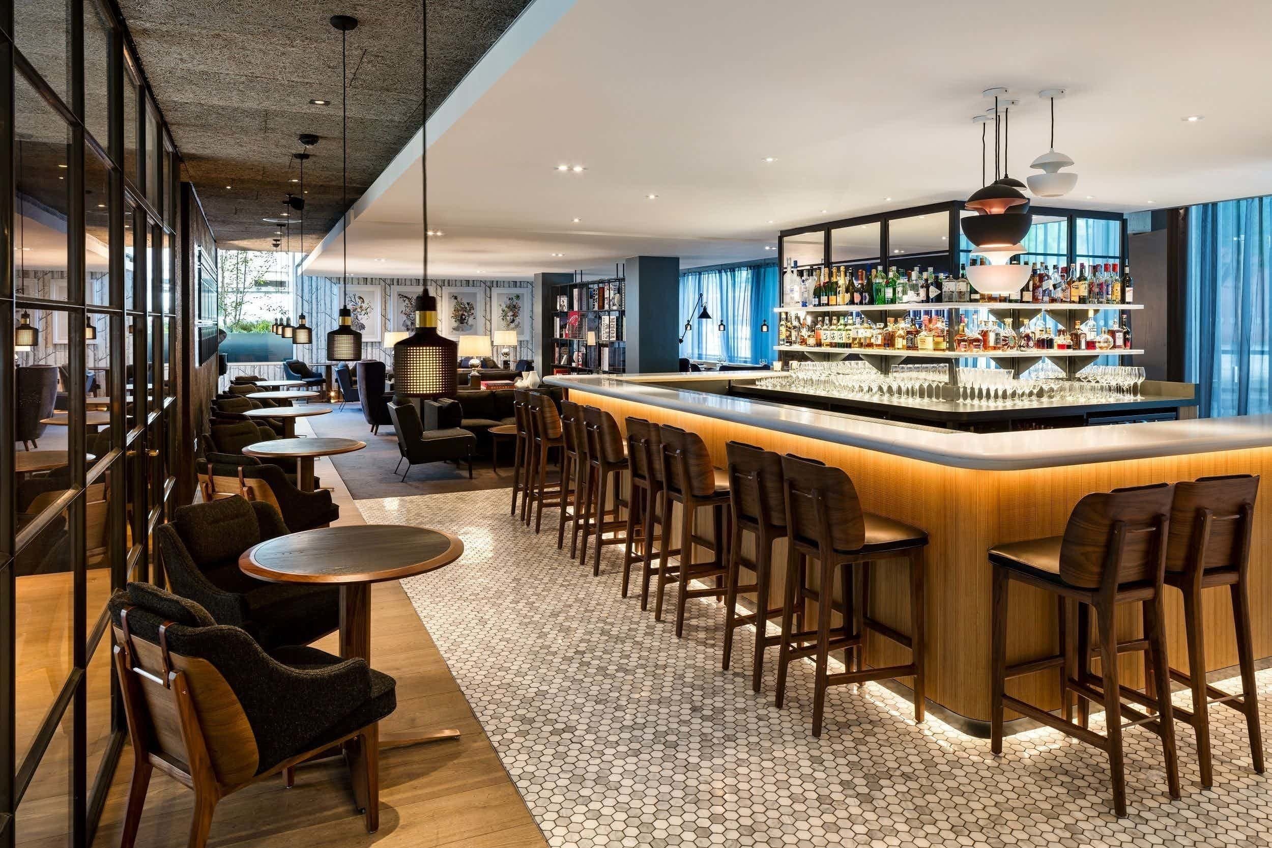 The Halle Lounge Bar 12