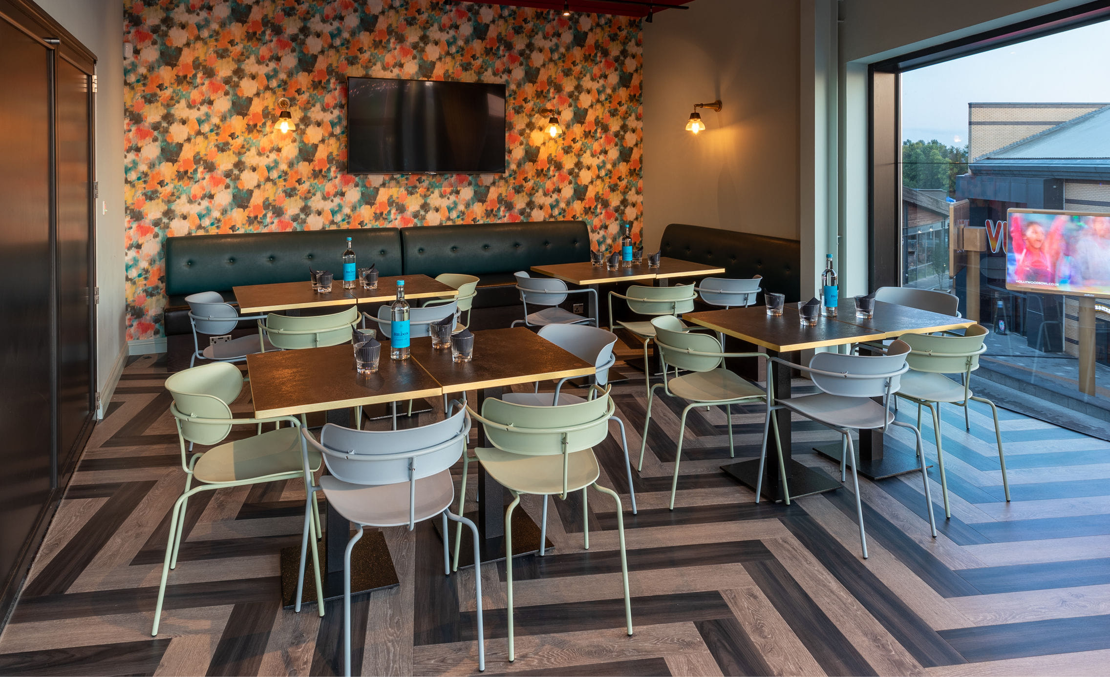 Sapphire Private Room