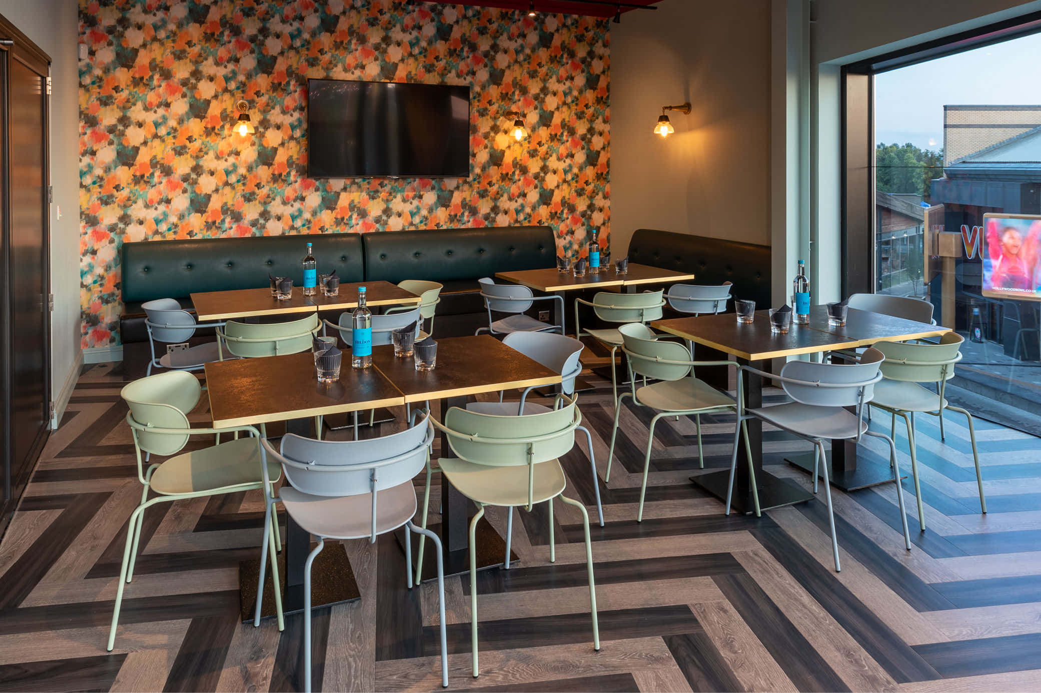 Sapphire Private Room 0