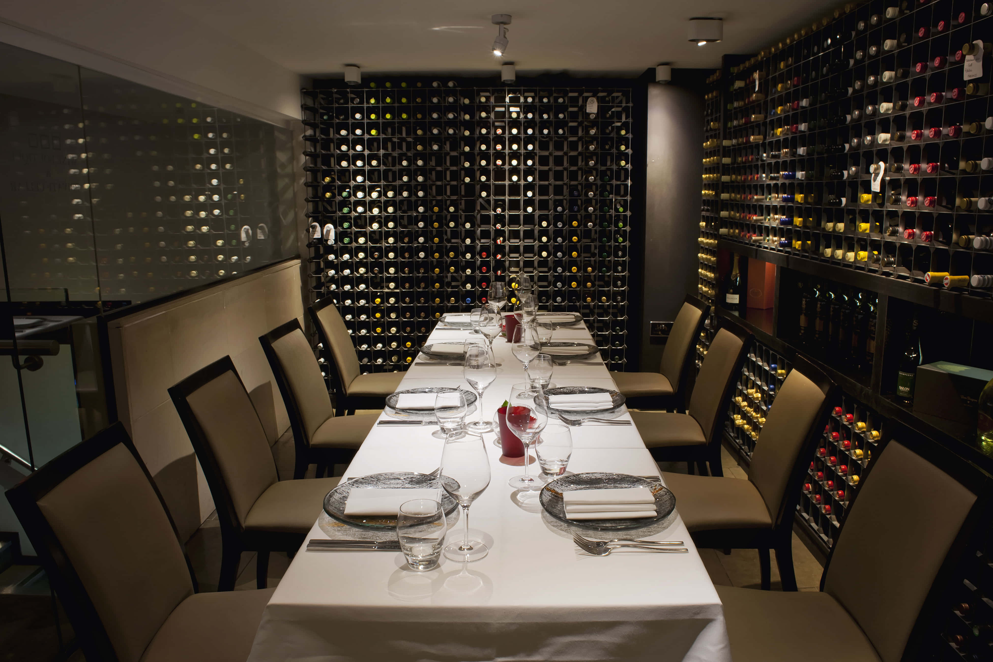 Dinner Sitting, Wine Room 1