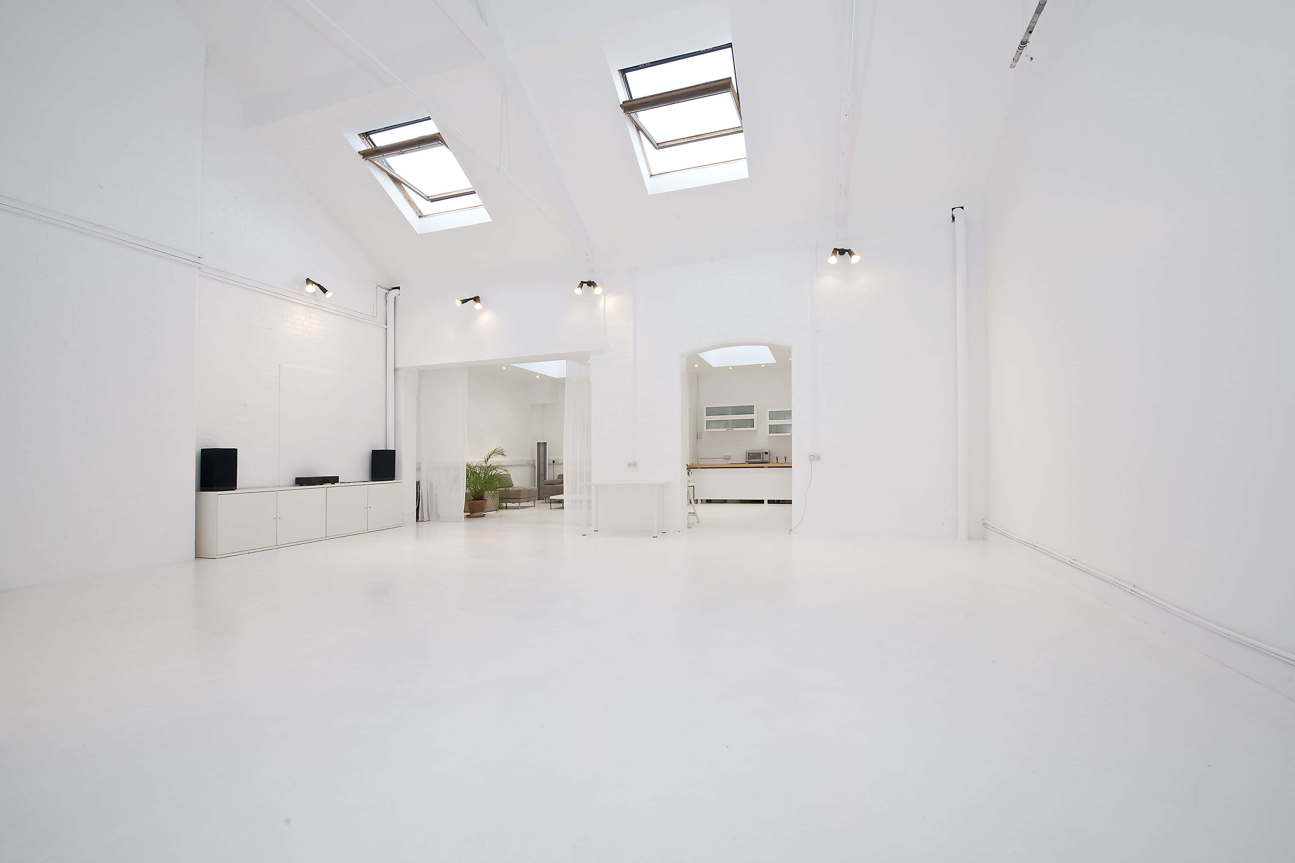 Six Photographic Studio 0