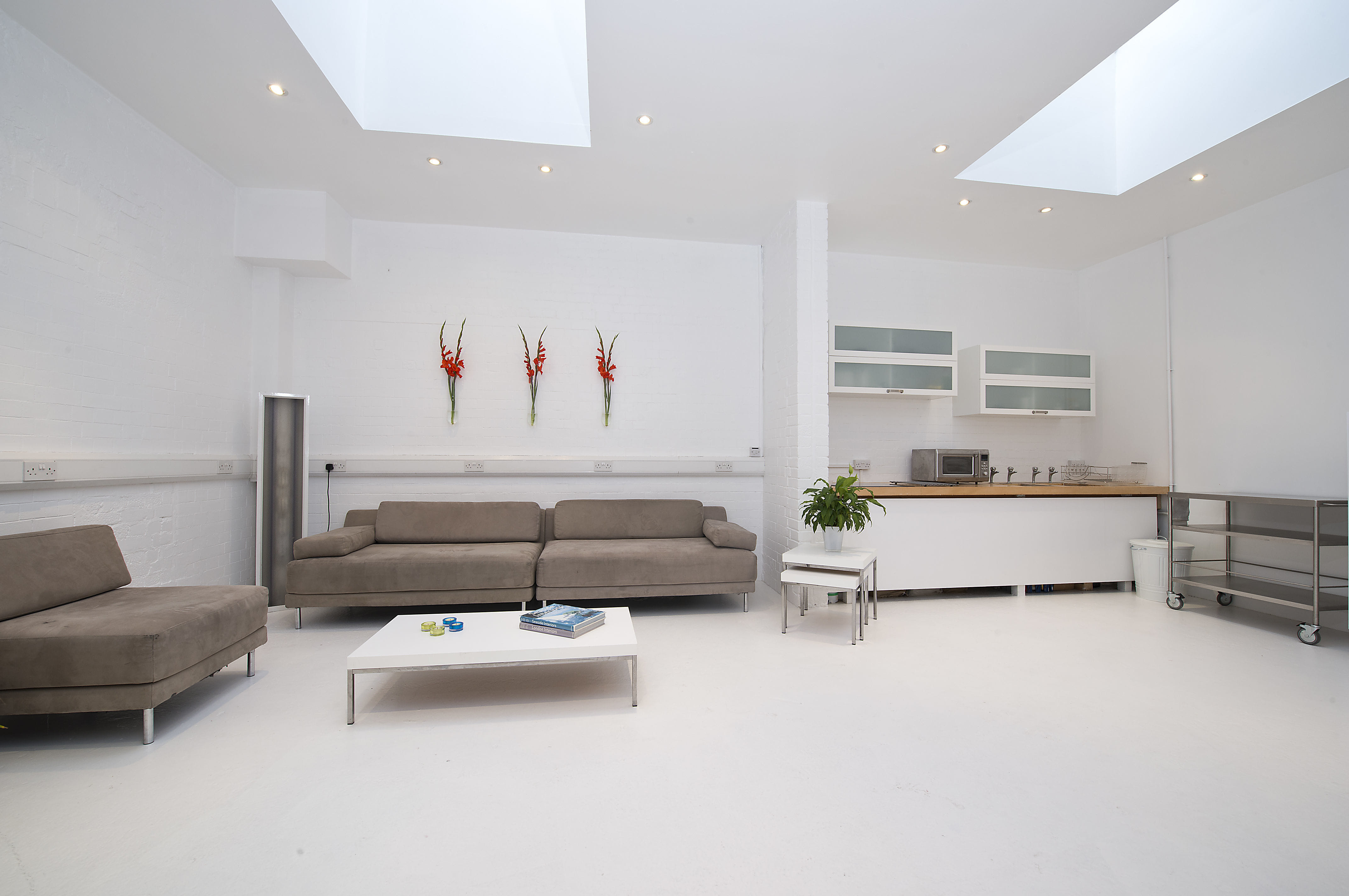 Six Photographic Studio 3