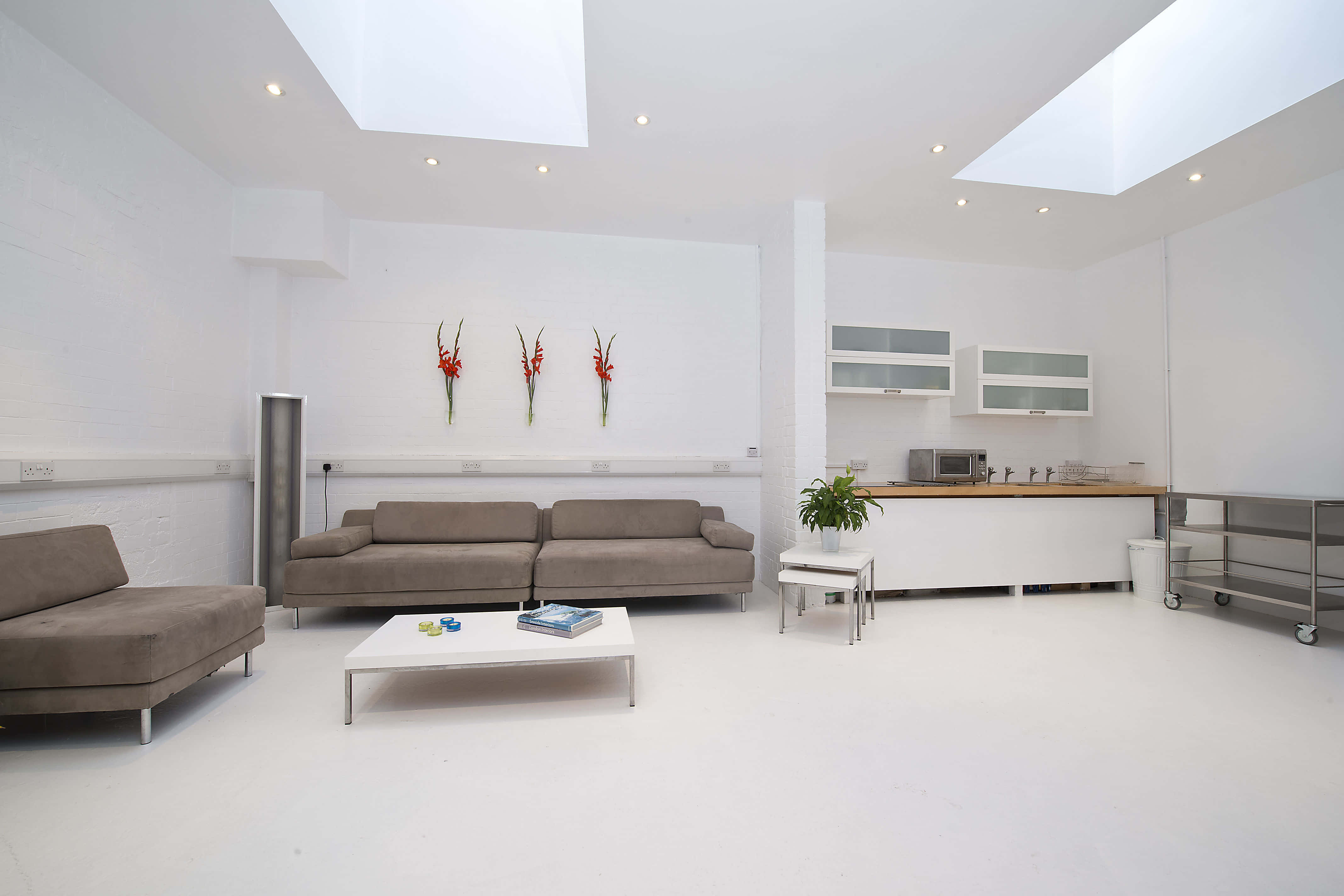 Six Photographic Studio 3