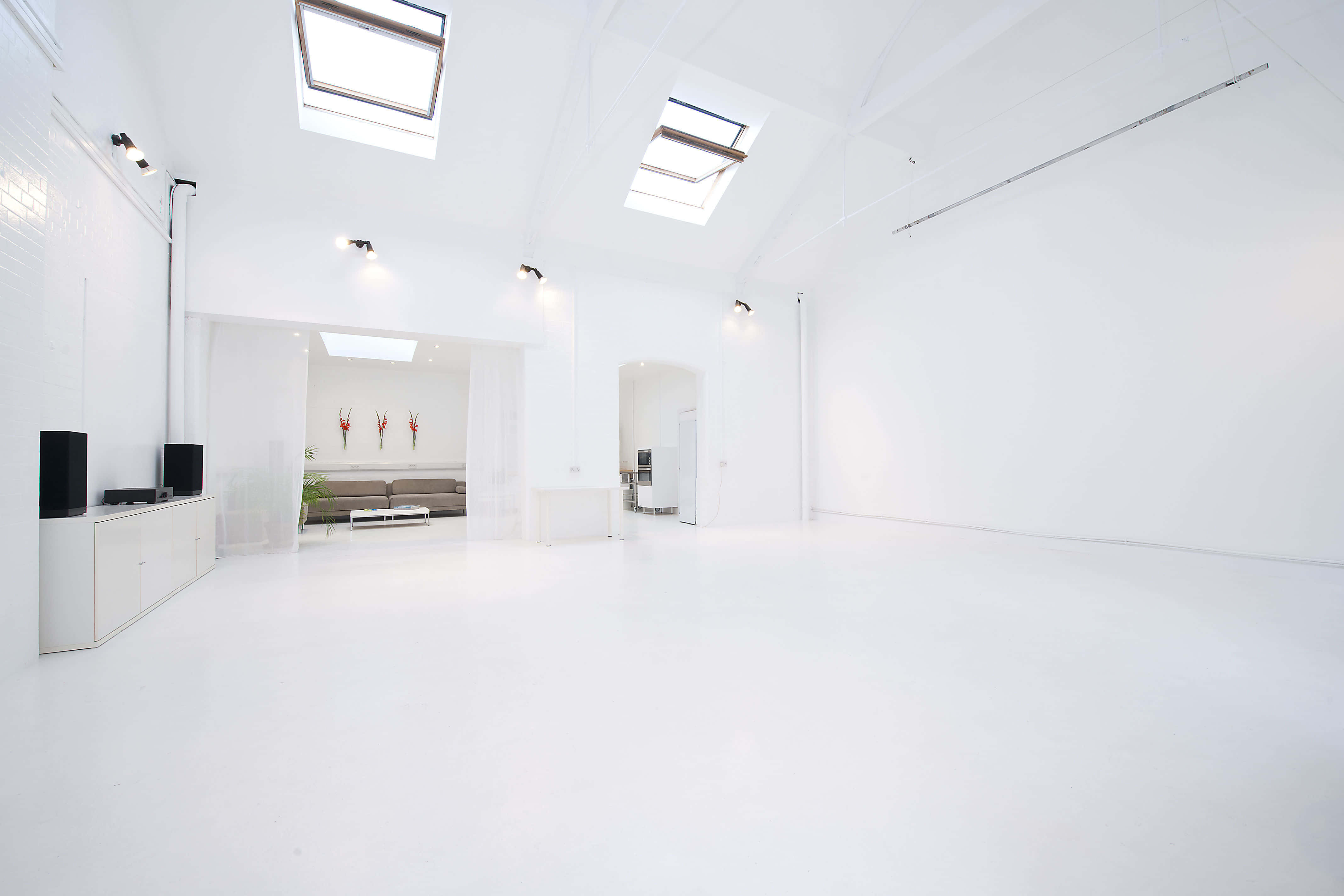 Six Photographic Studio 4