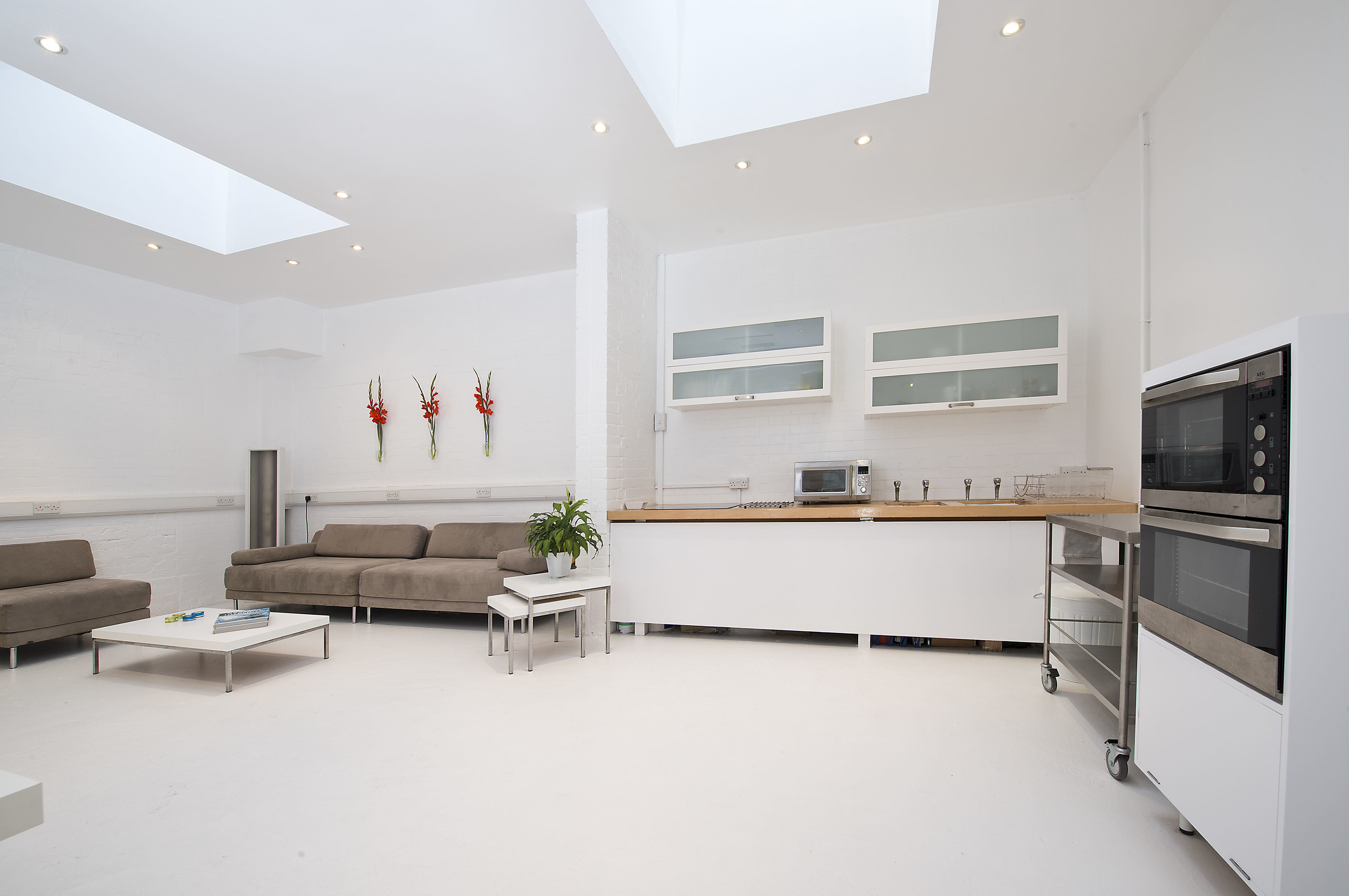 Six Photographic Studio 6