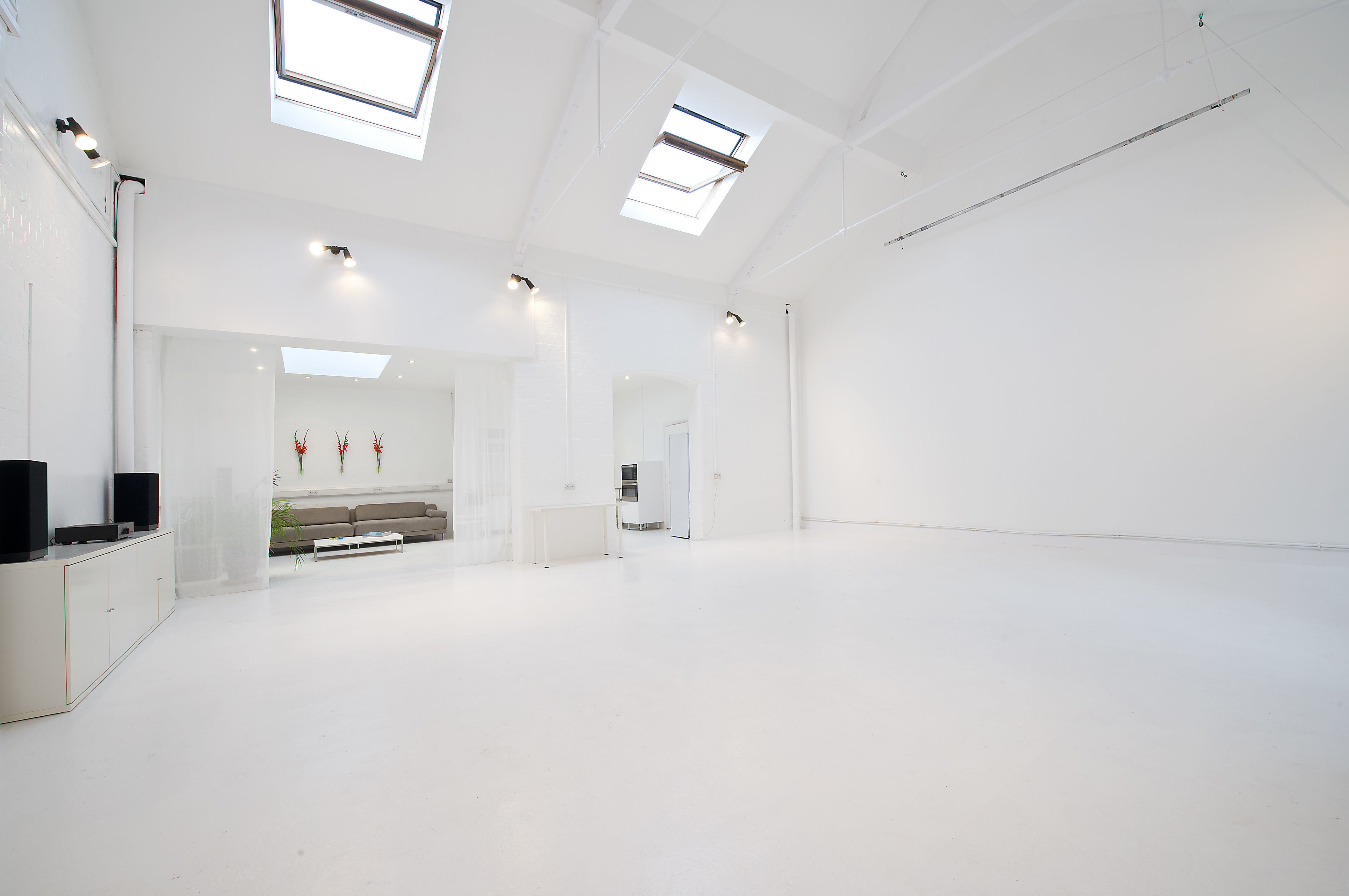 Six Photographic Studio 8