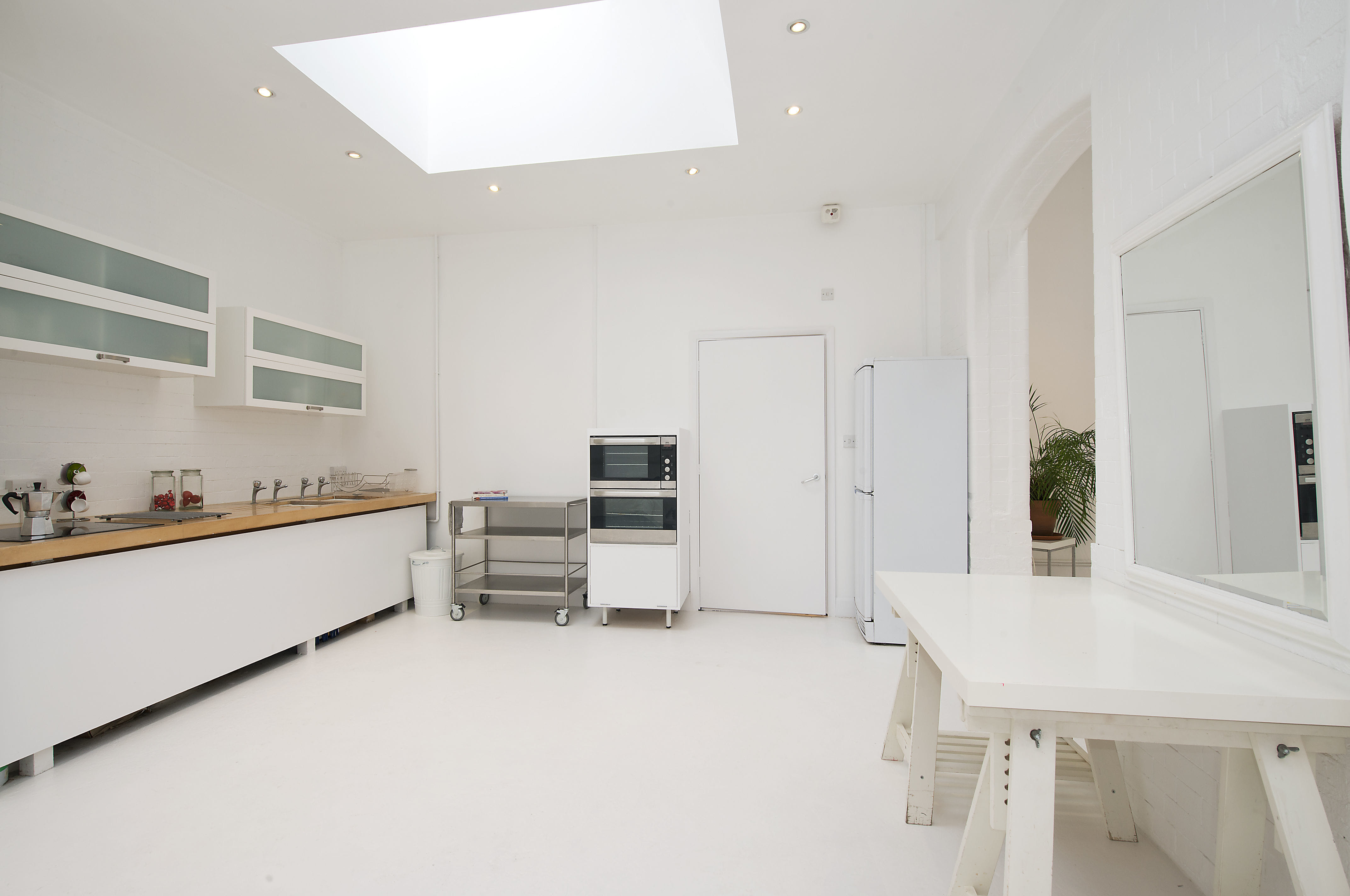 Six Photographic Studio 11