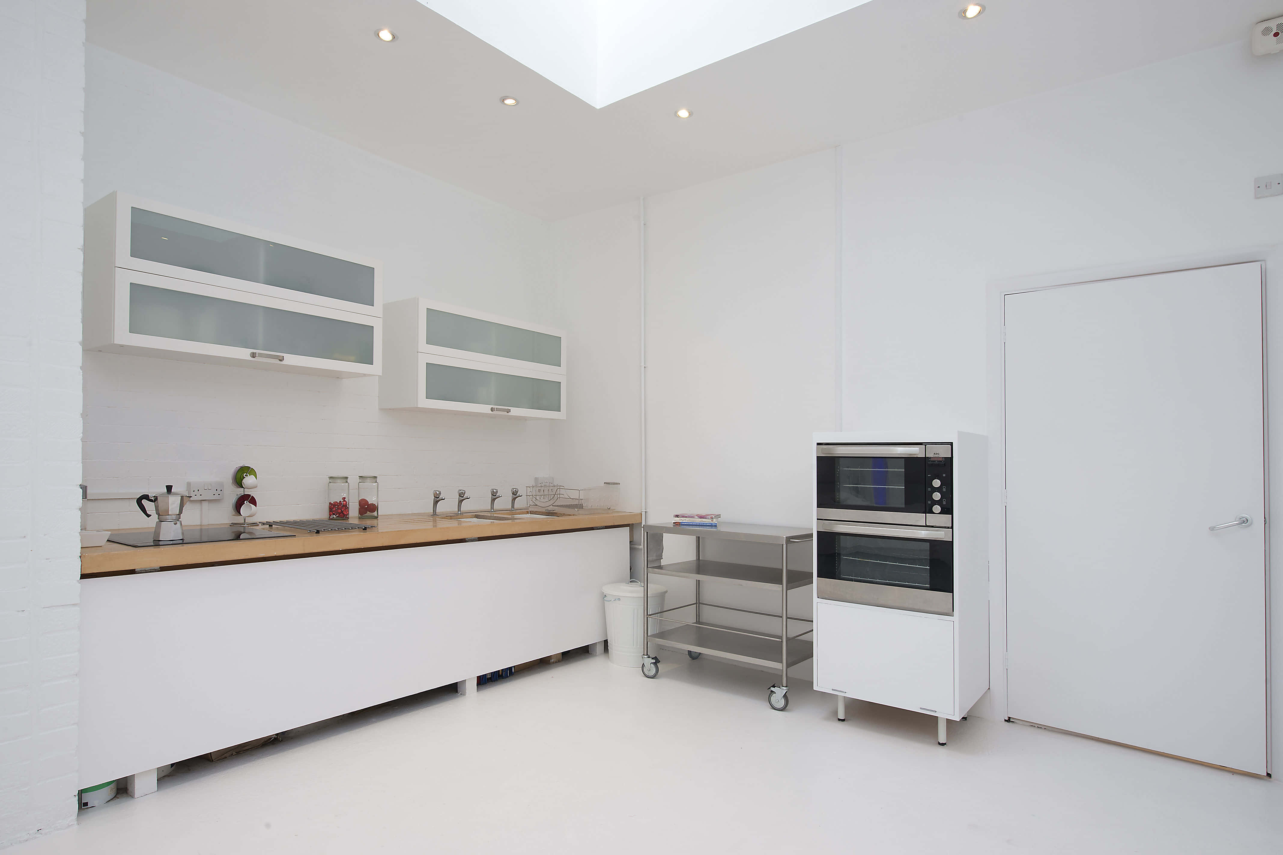 Six Photographic Studio 12