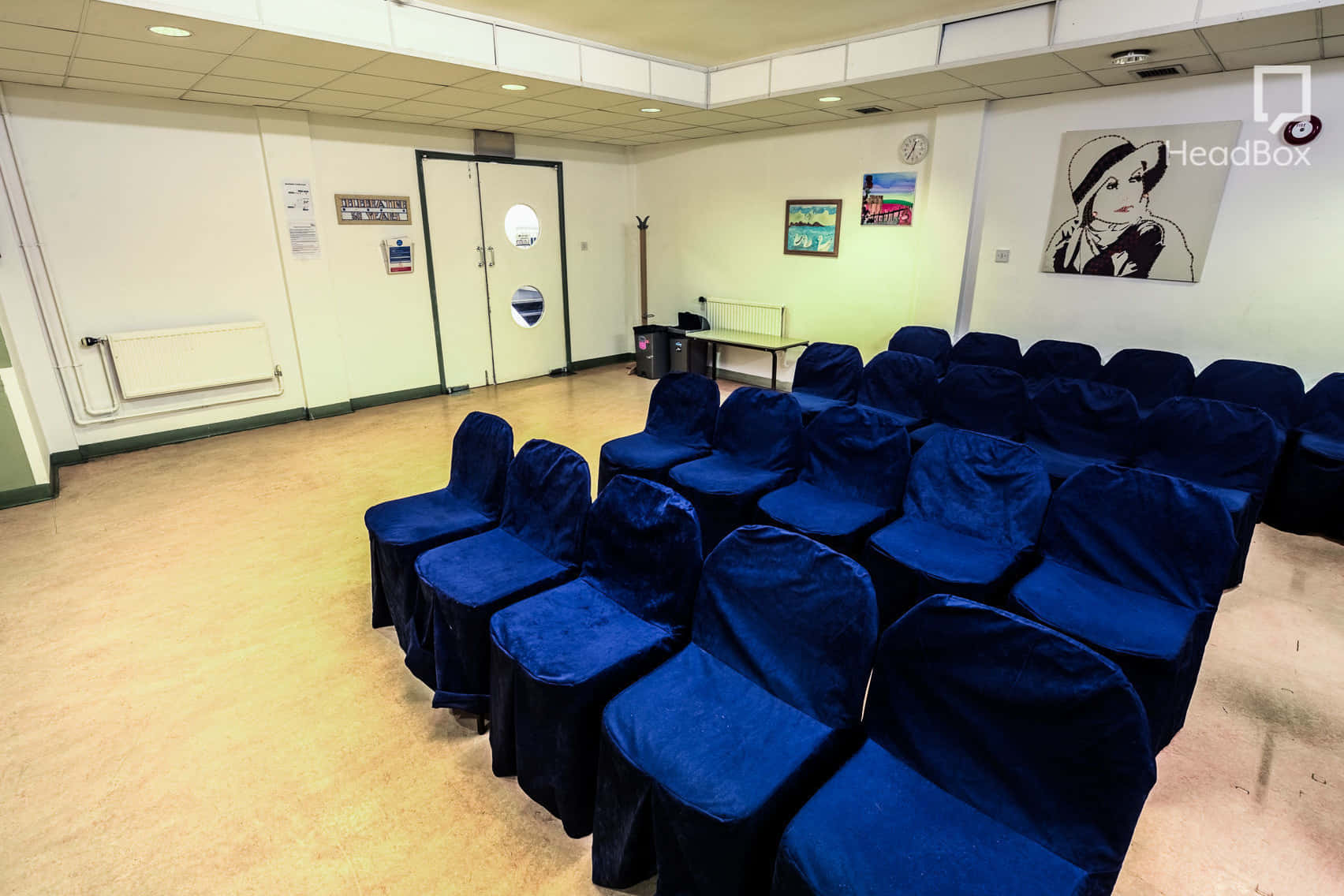 Ashley-Cooper Room 11