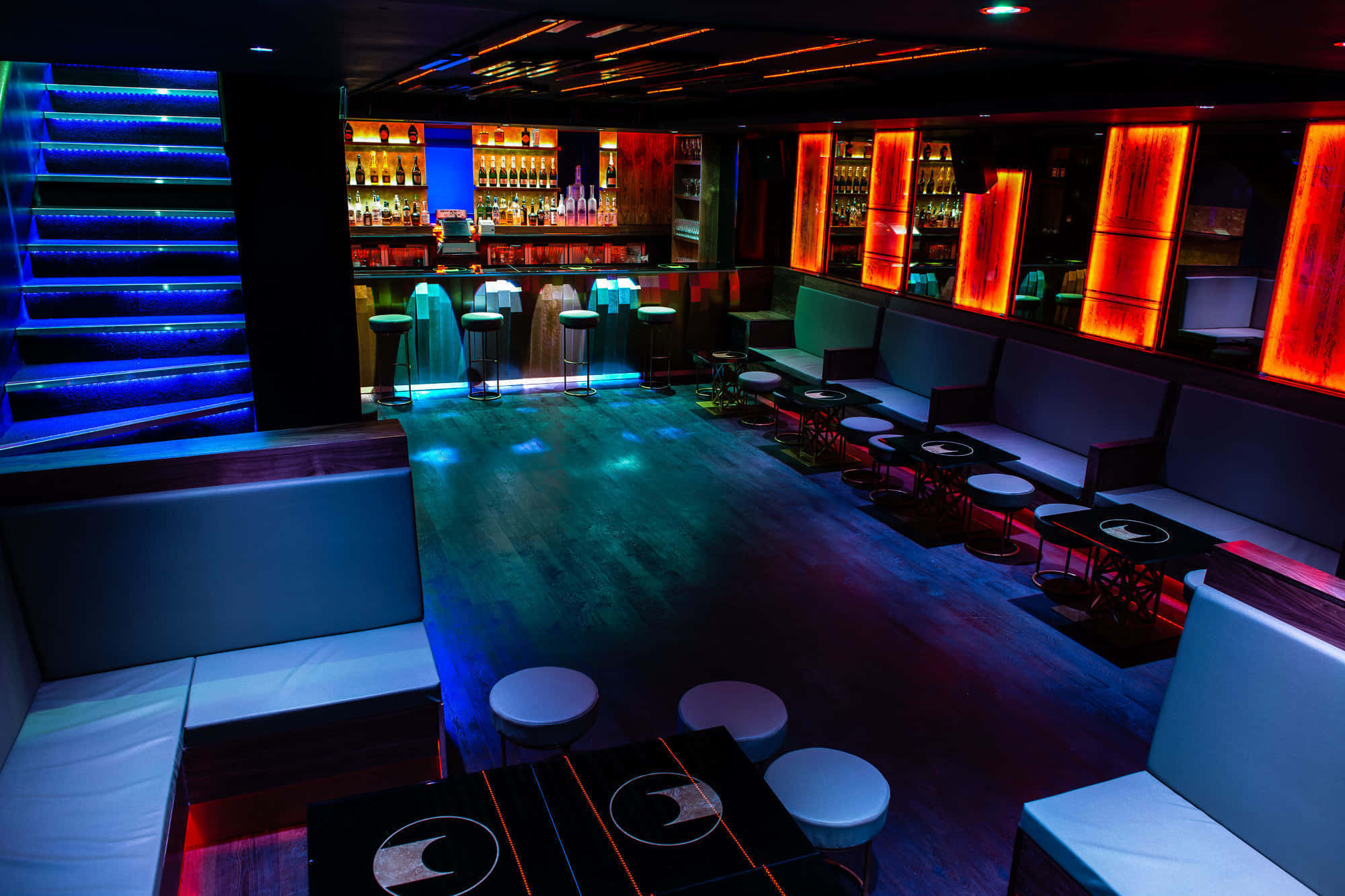 Evening Hire, Full Club 0