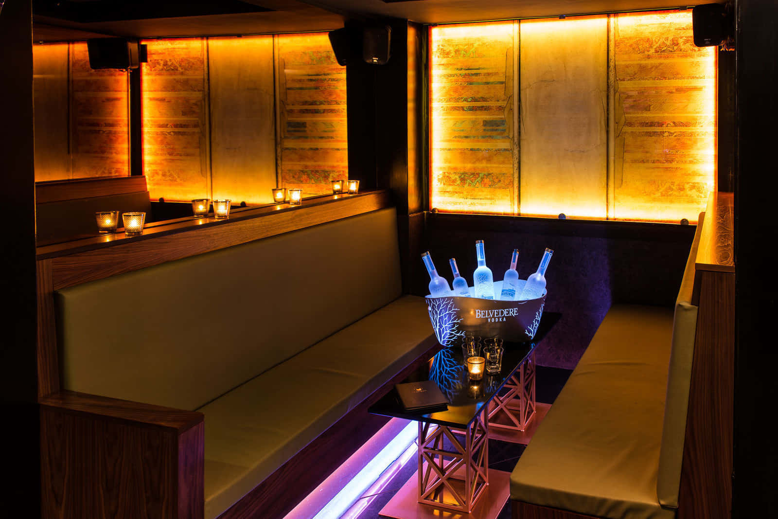 Evening Hire, Full Club 3