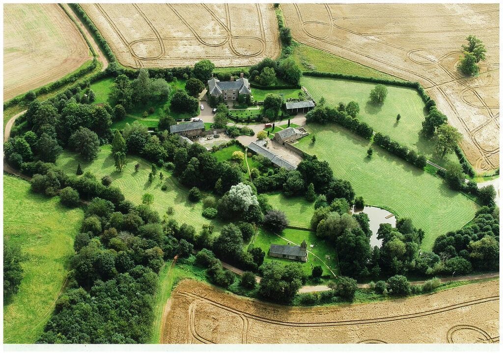 Dewsall Court and Gardens 2