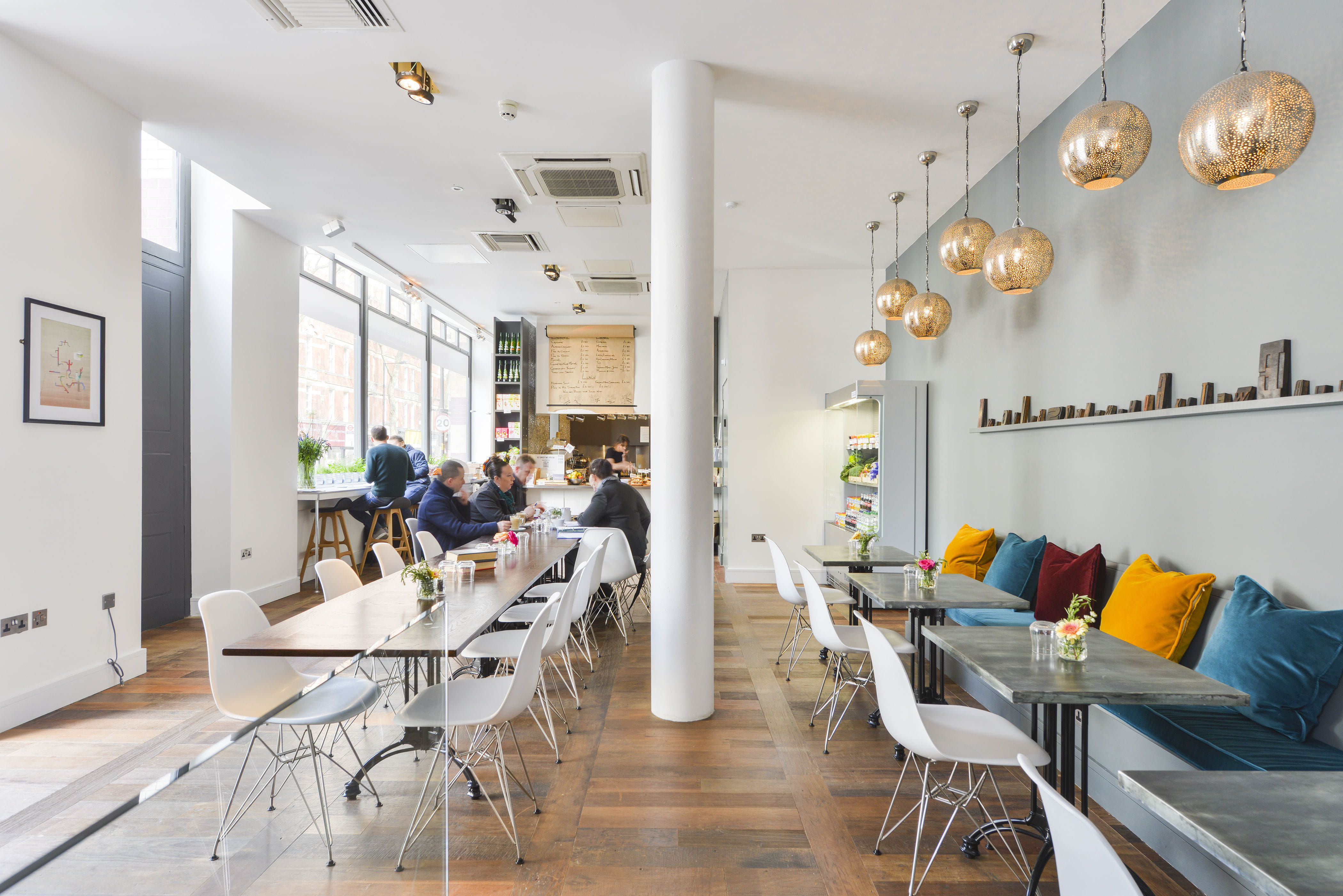 Day Hire, Restaurant 2