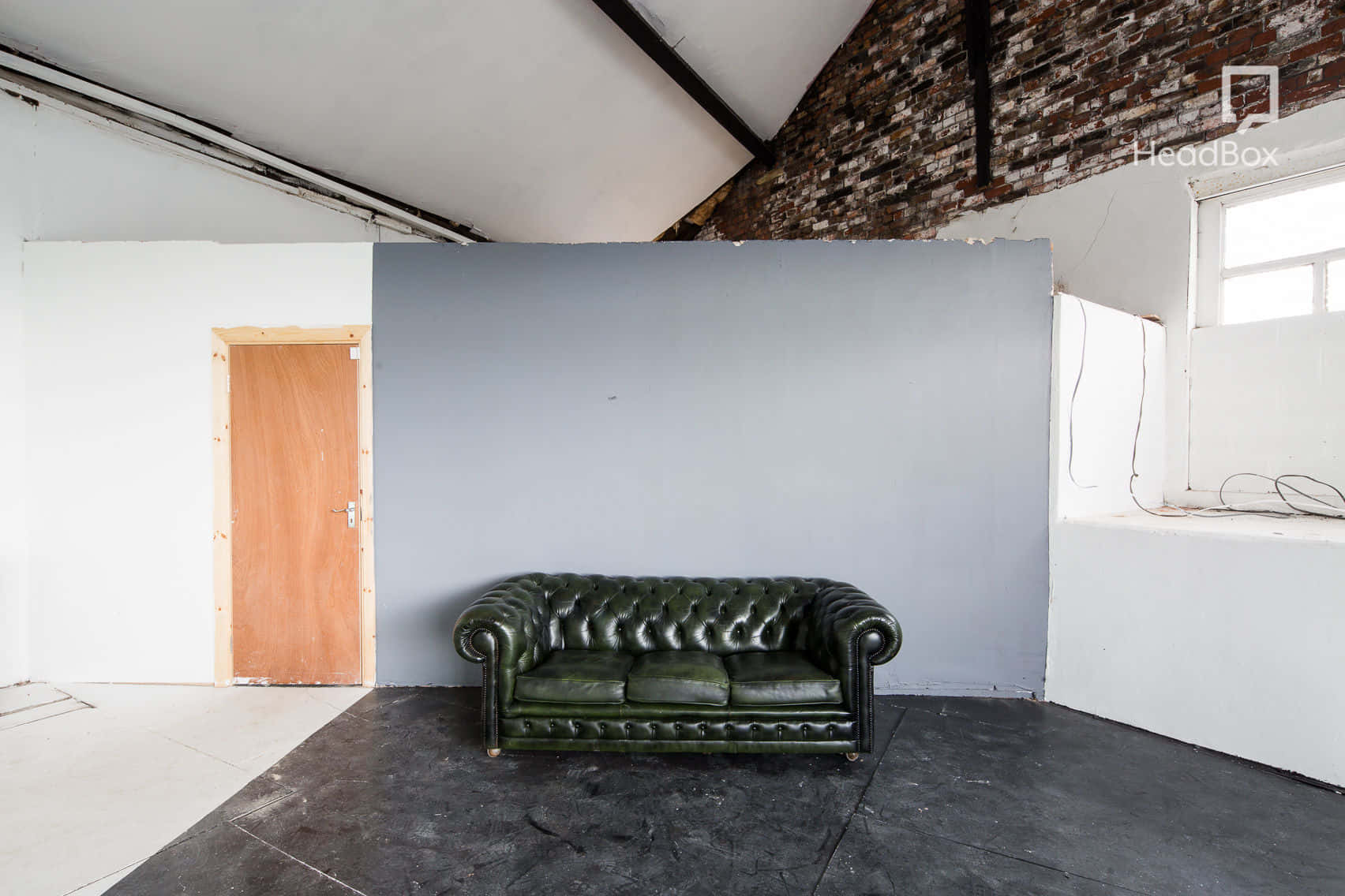 Studio 1 + Gym / Bed / Catwalk Shoot Area 0