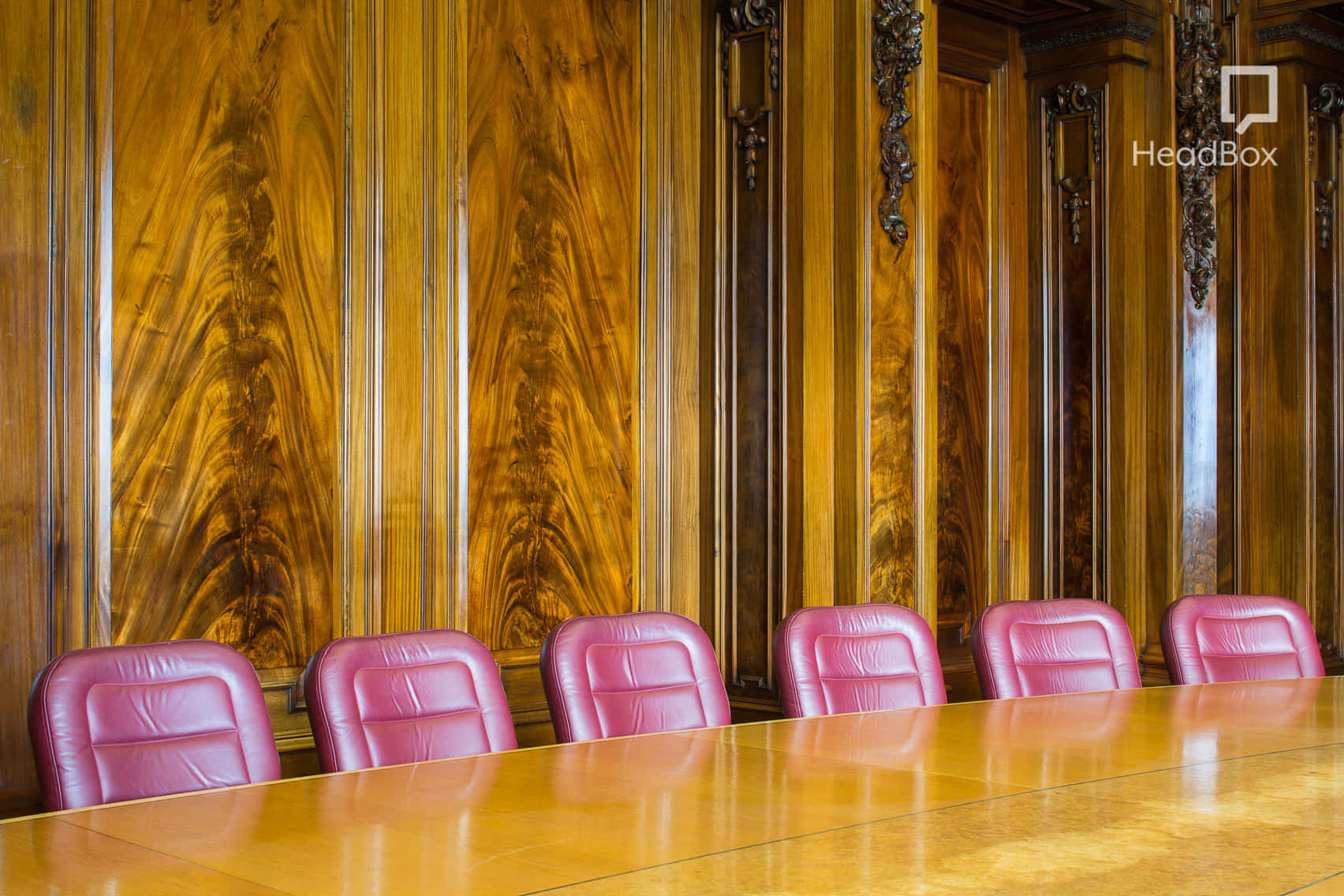 Executive Boardroom 7