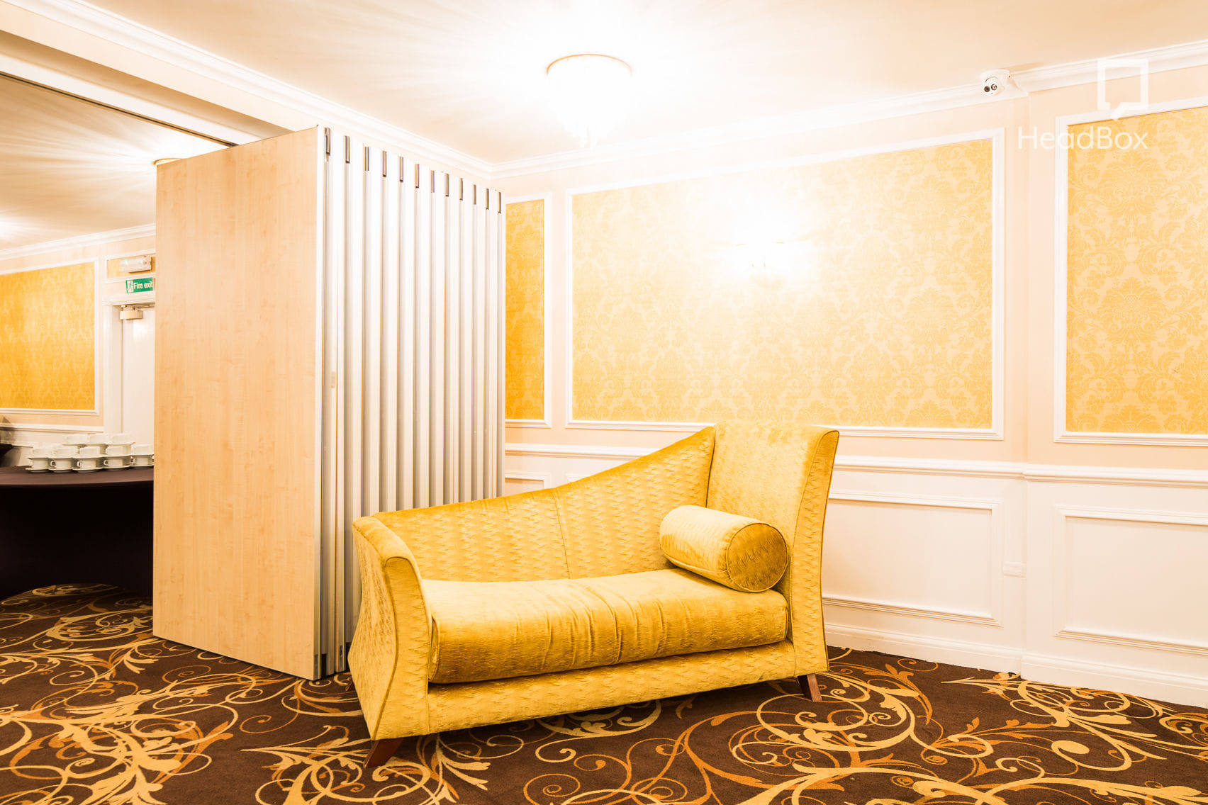 William & Kane Suite 14