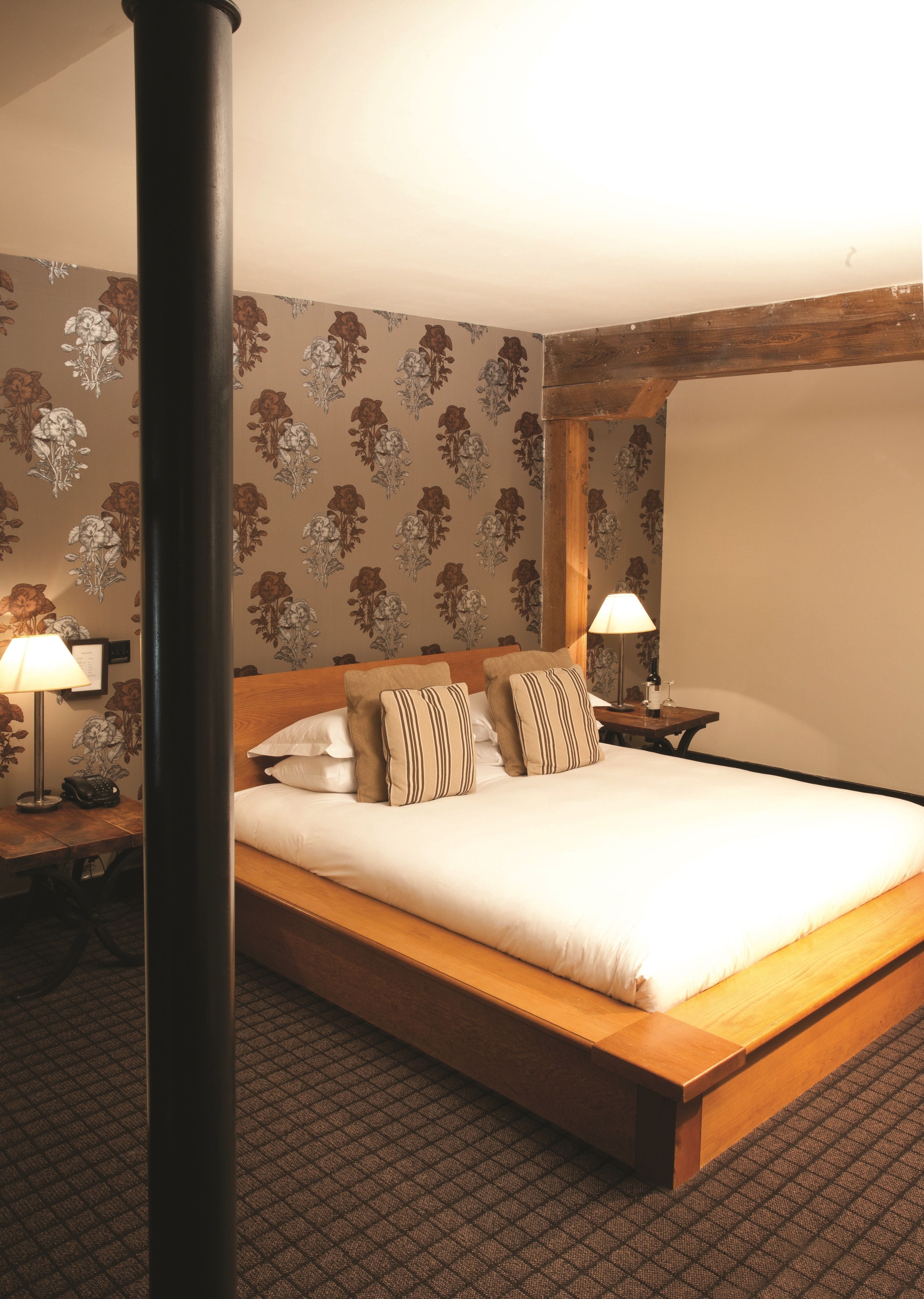 Christie's Library & Janneau Bar 6