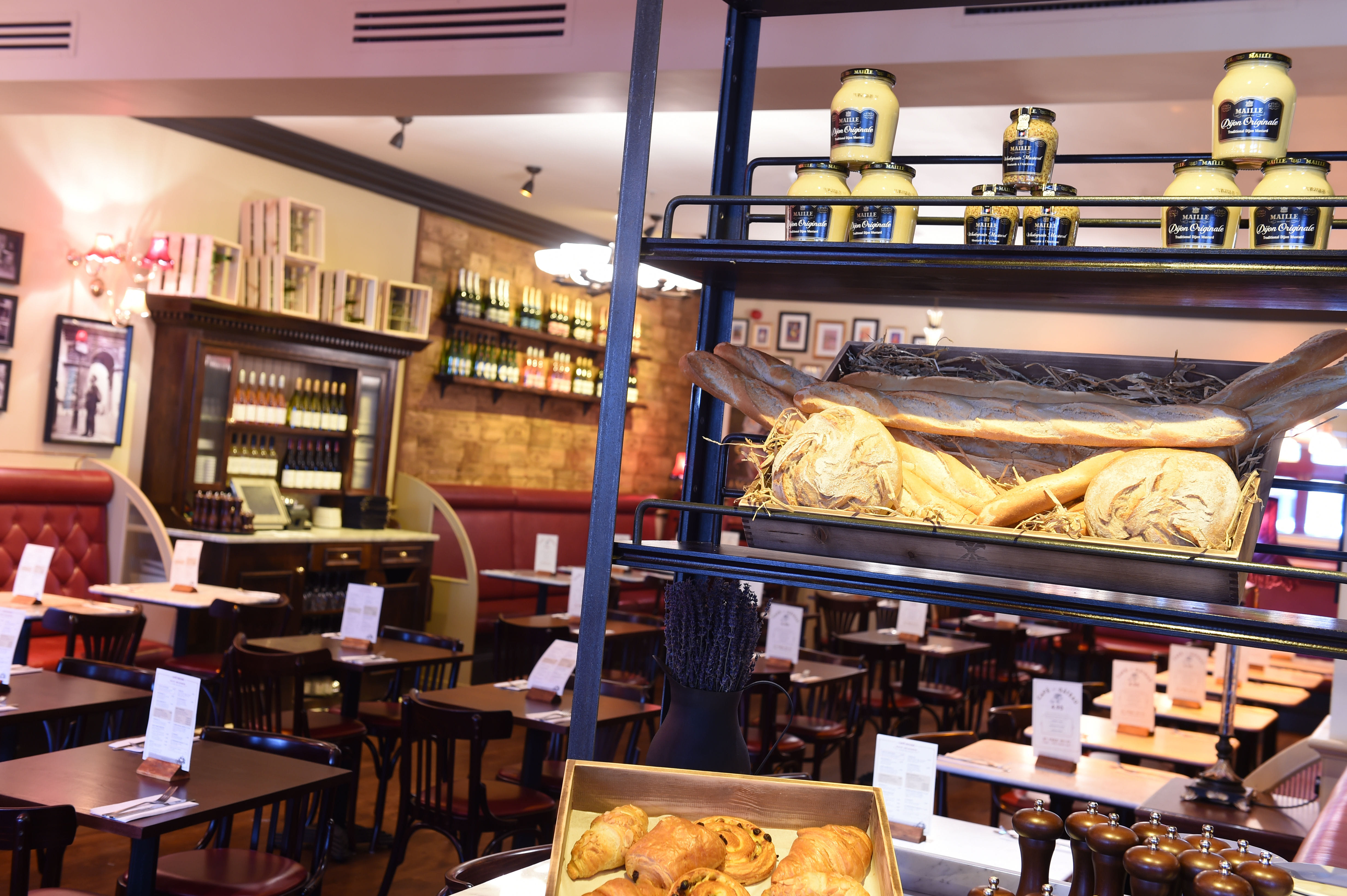 Private Dining, Cafe Rouge Salford Quays 10