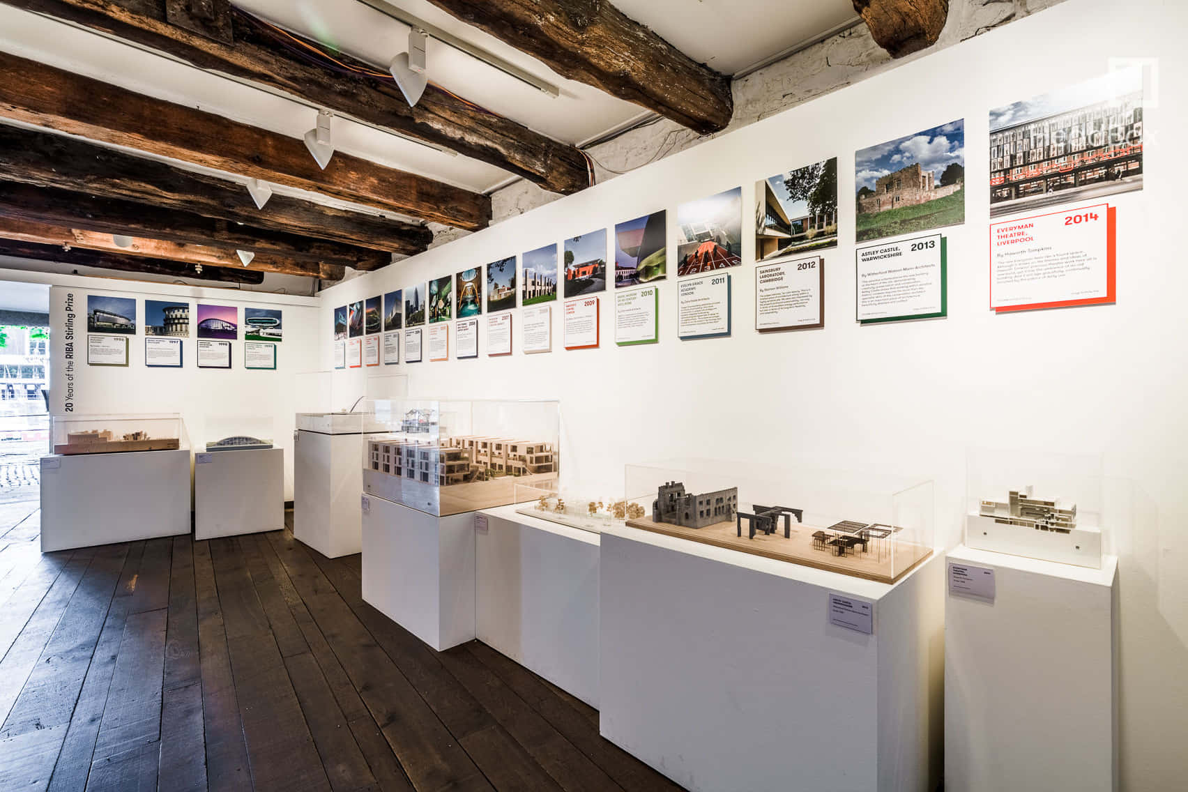 Exclusive Vene Hire 0