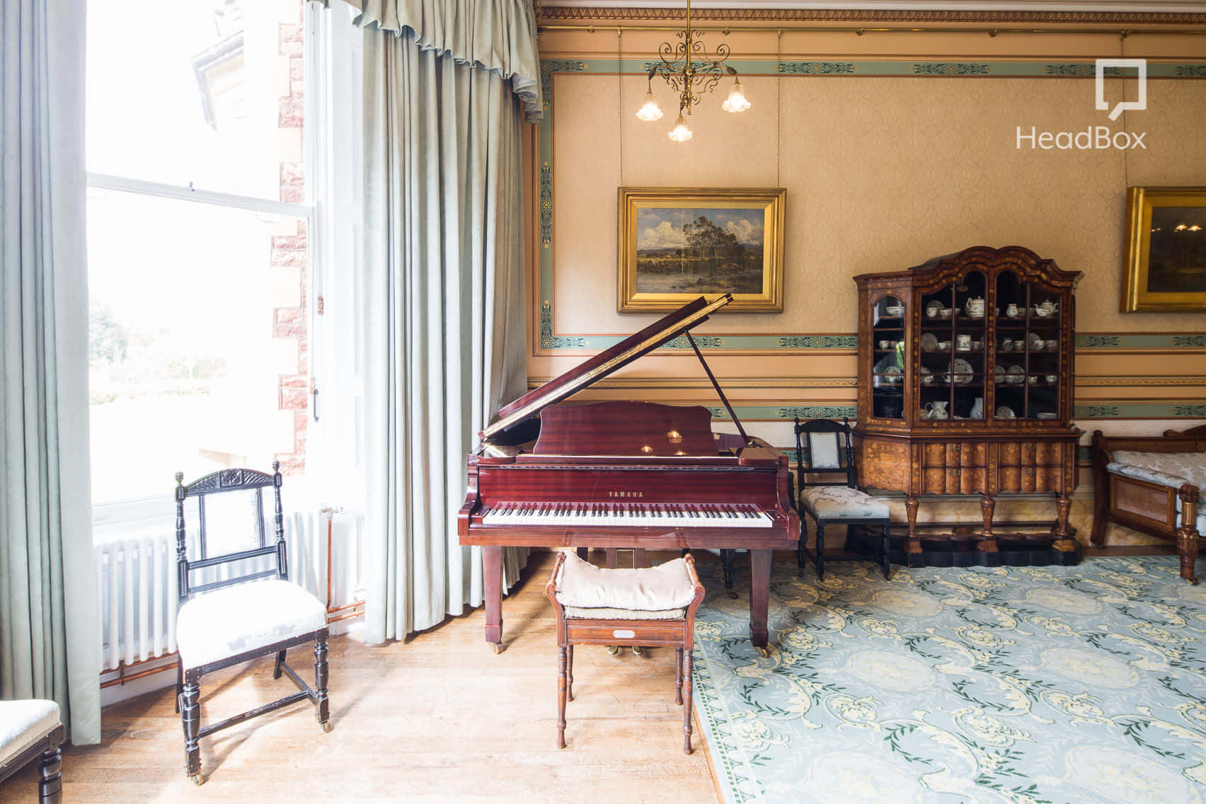 Reception & Dining Rooms 7