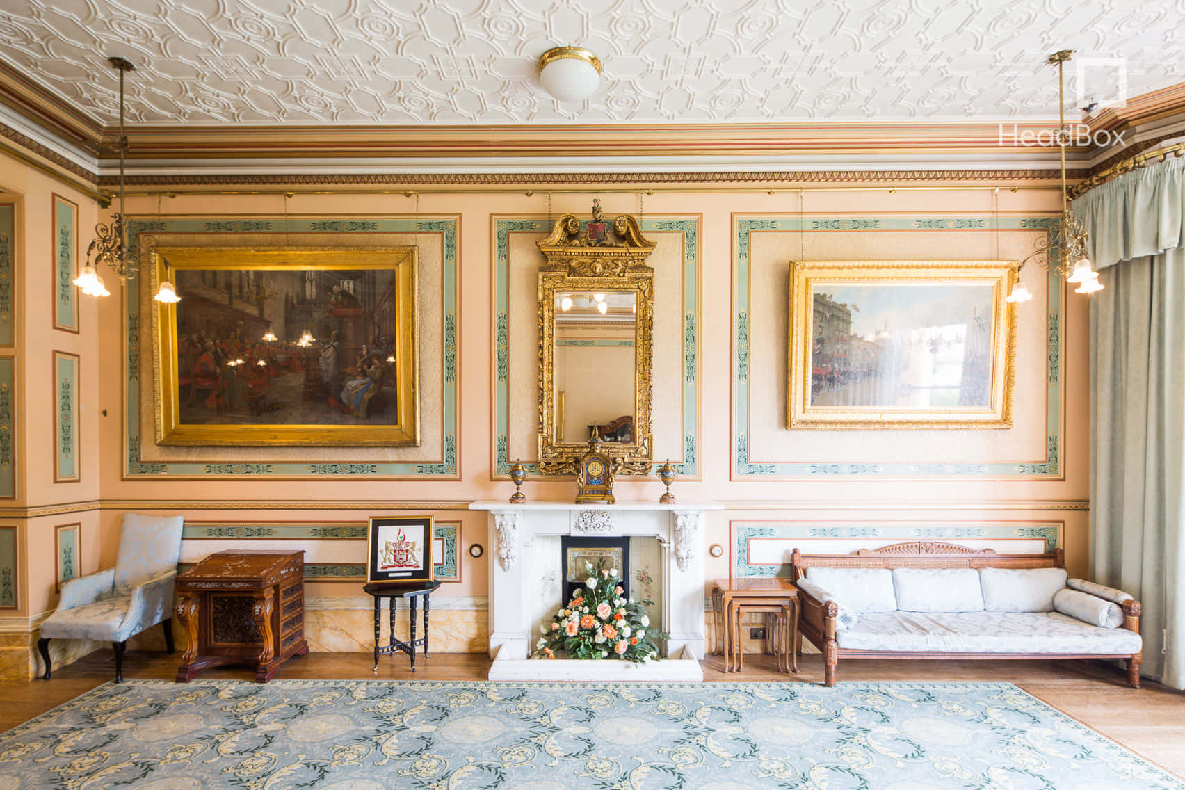 Reception & Dining Rooms 8