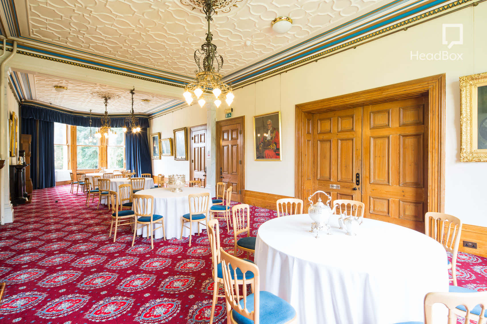 Reception & Dining Rooms 21