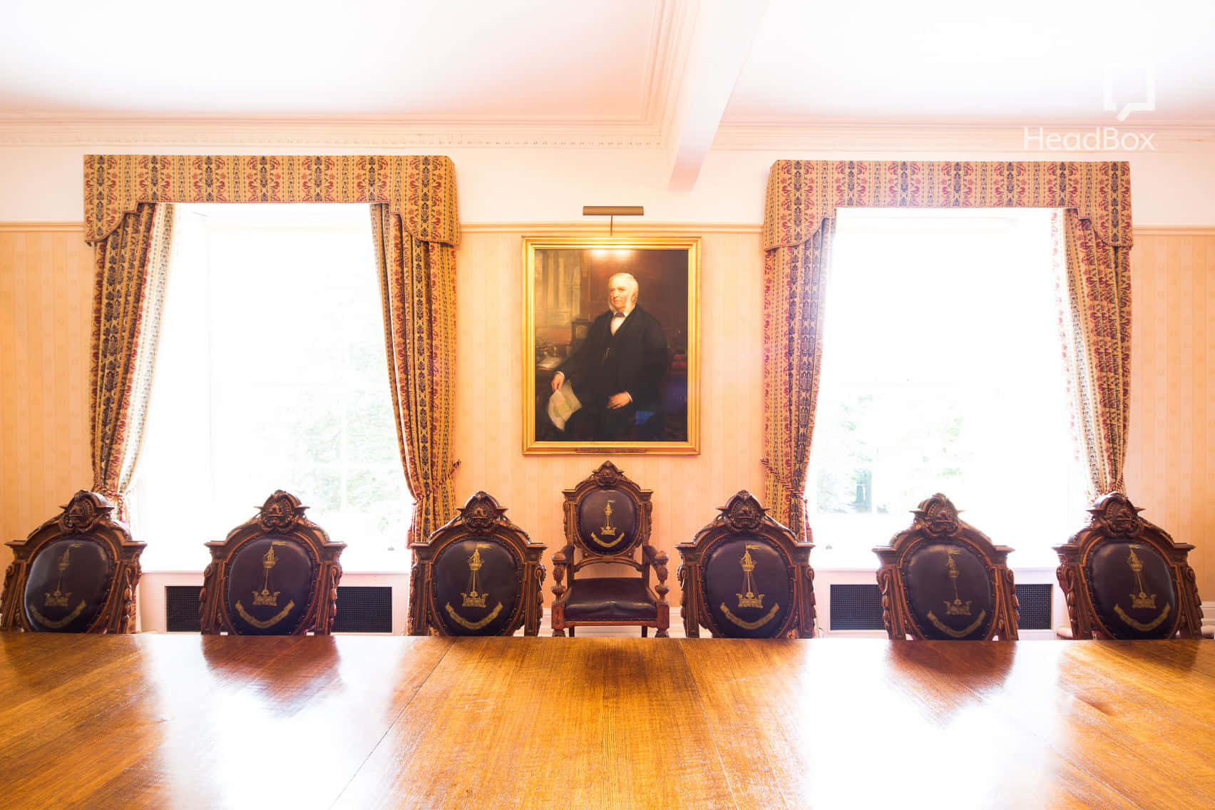 The Committee Room 6