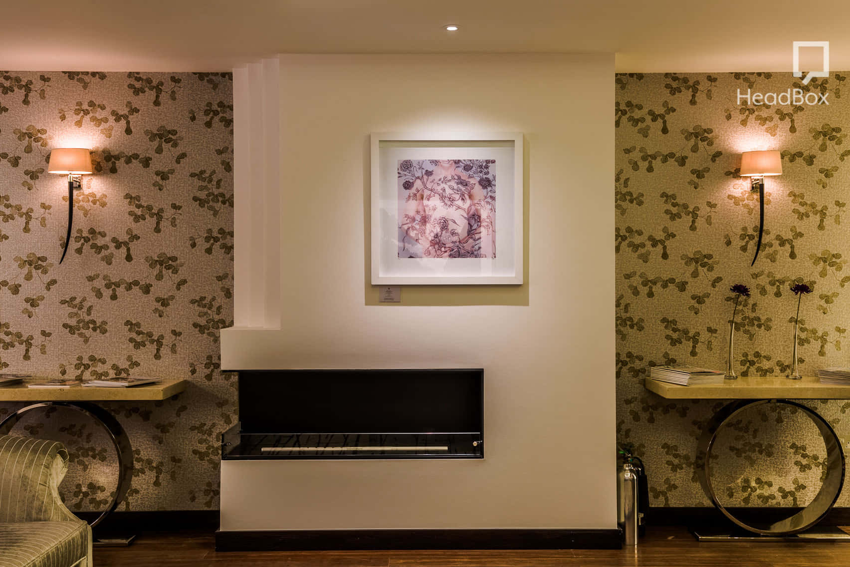 The Apartment Lounge 0