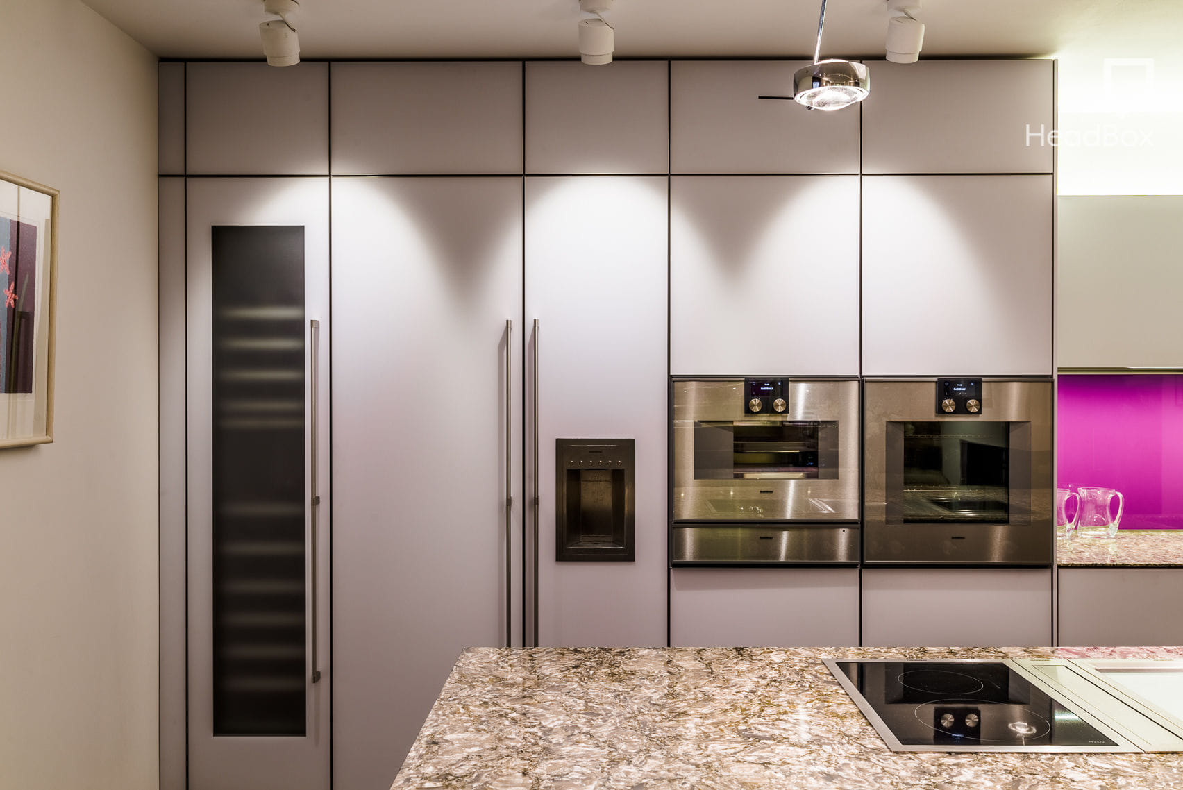 The Apartment Lounge  6