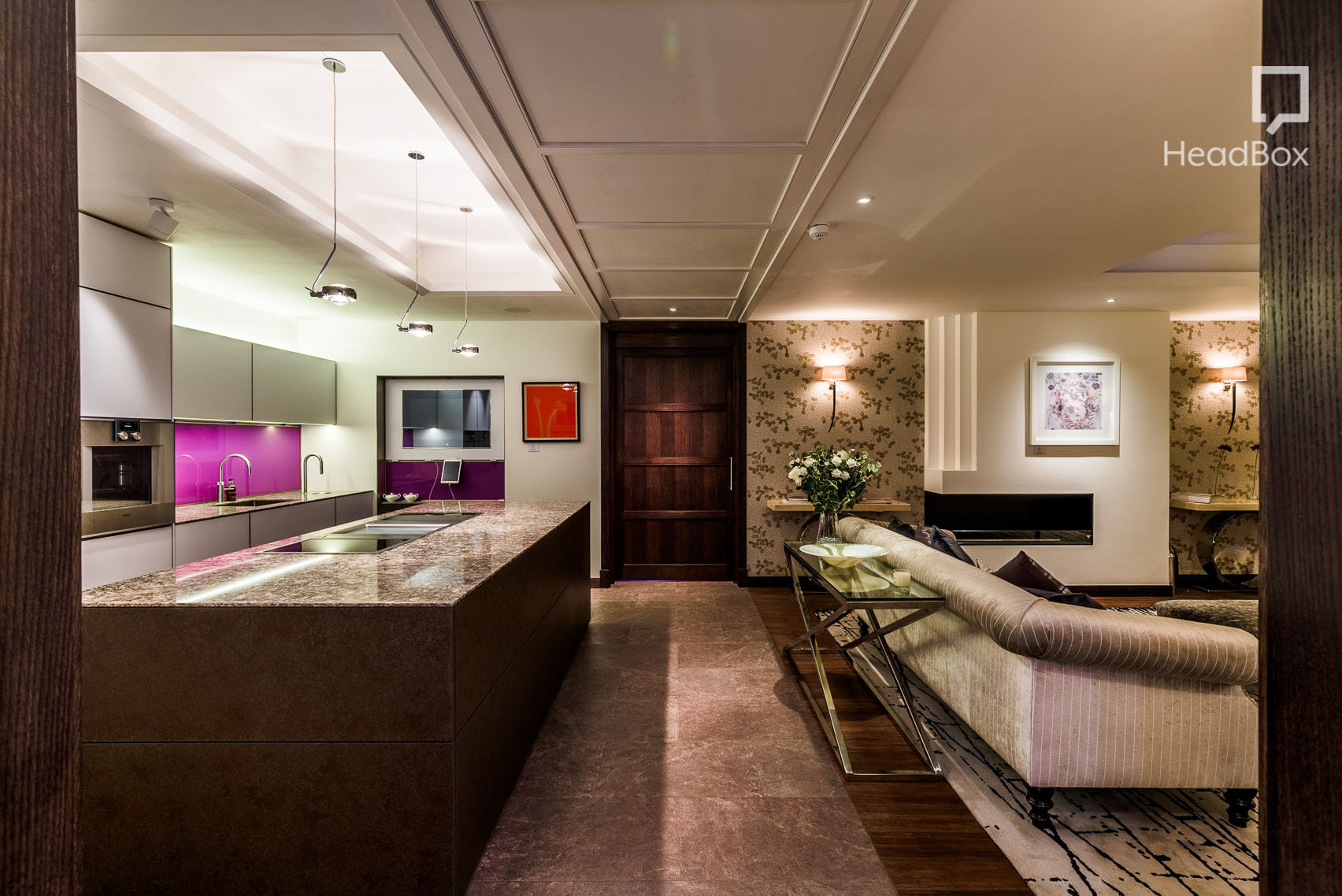 The Apartment Lounge  7