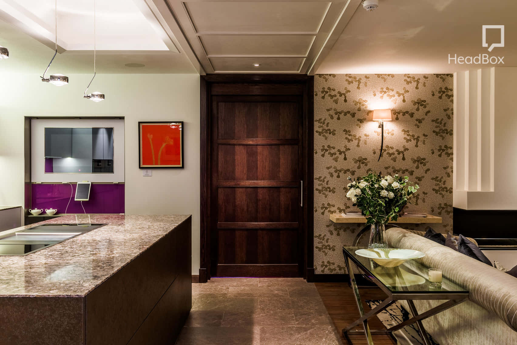 The Apartment Lounge 8