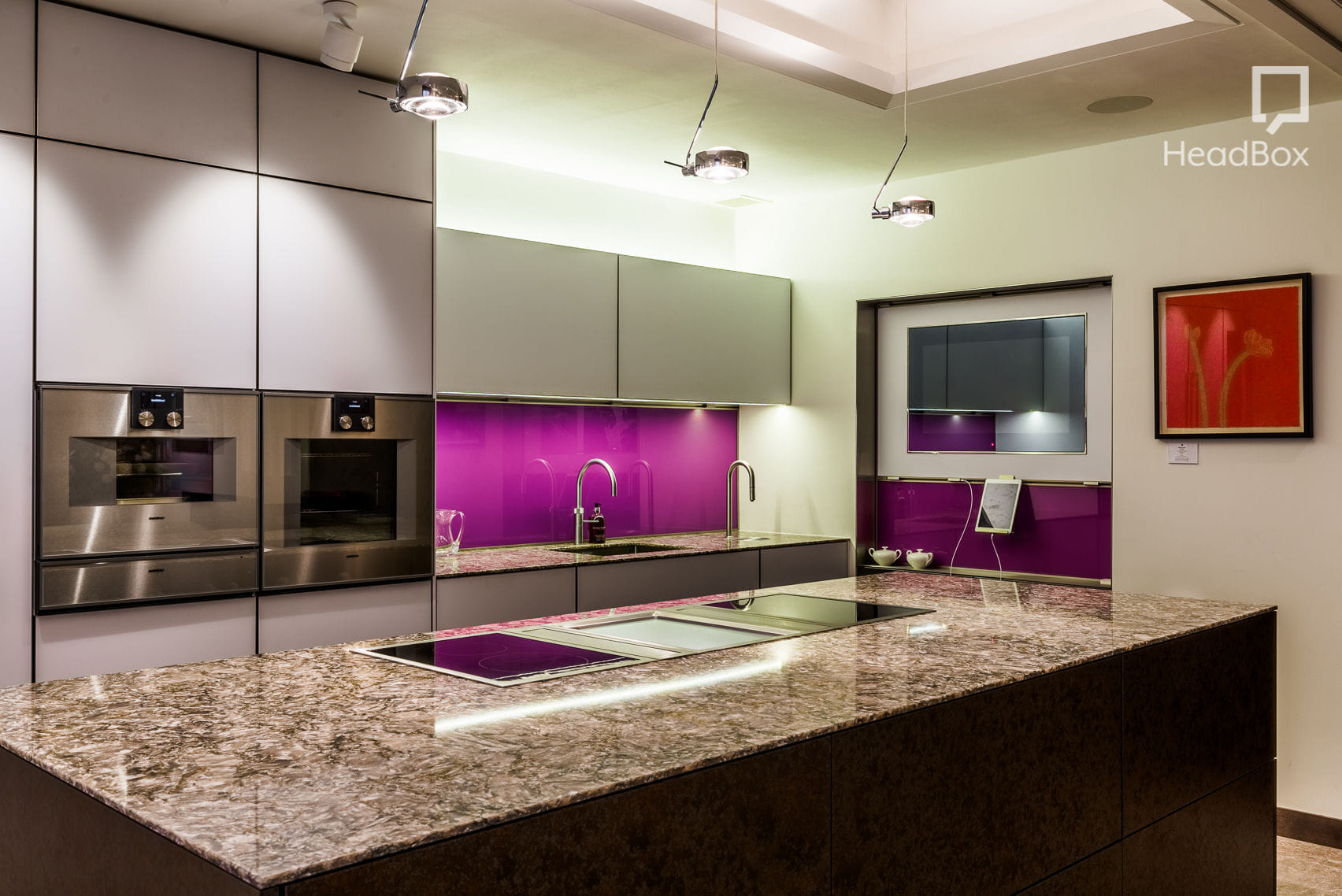 The Apartment Lounge  9