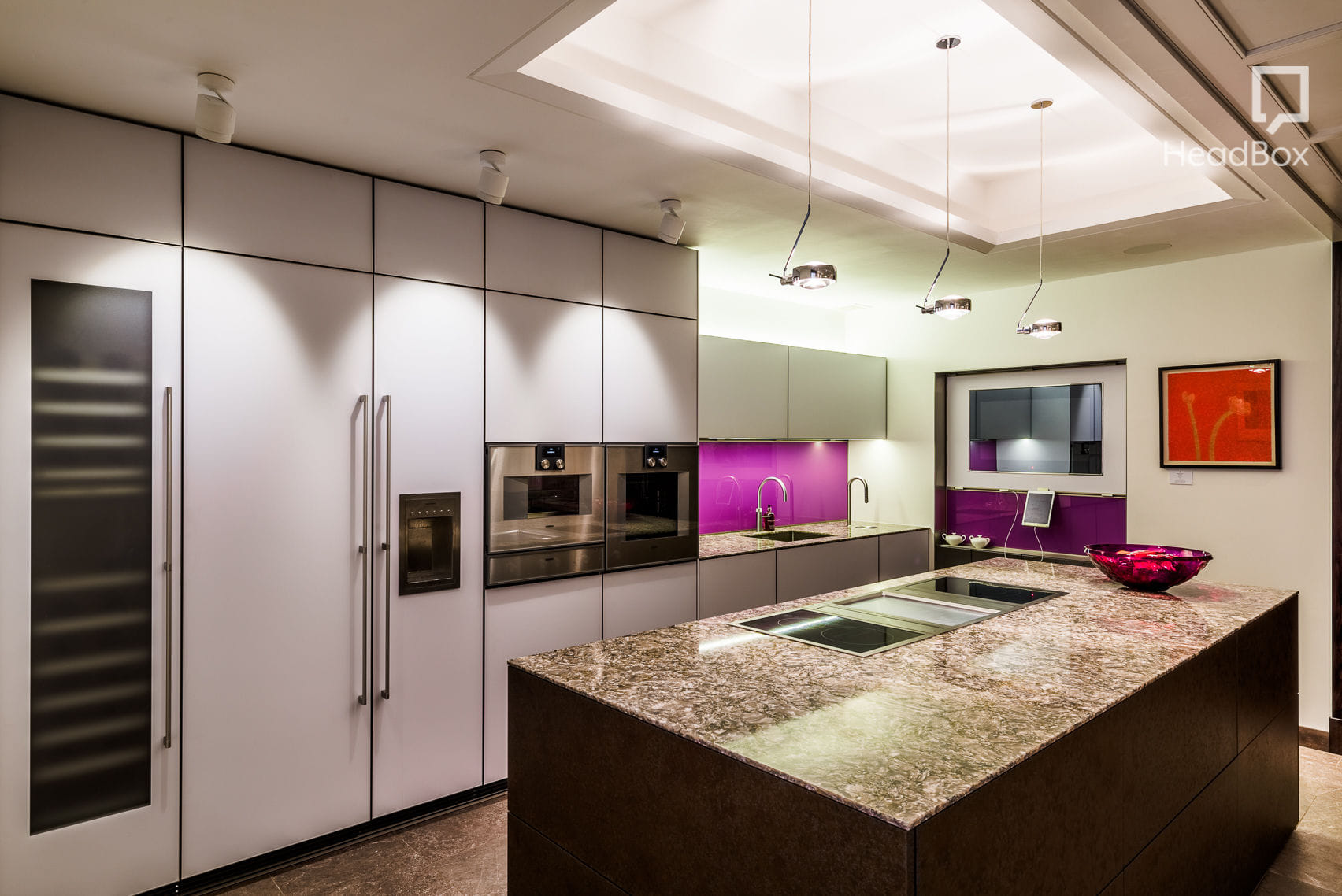 The Apartment Lounge  12