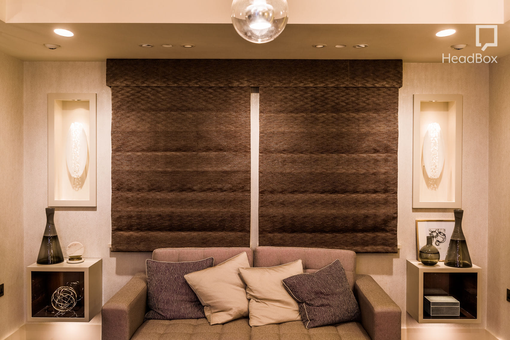 The Apartment Lounge  18