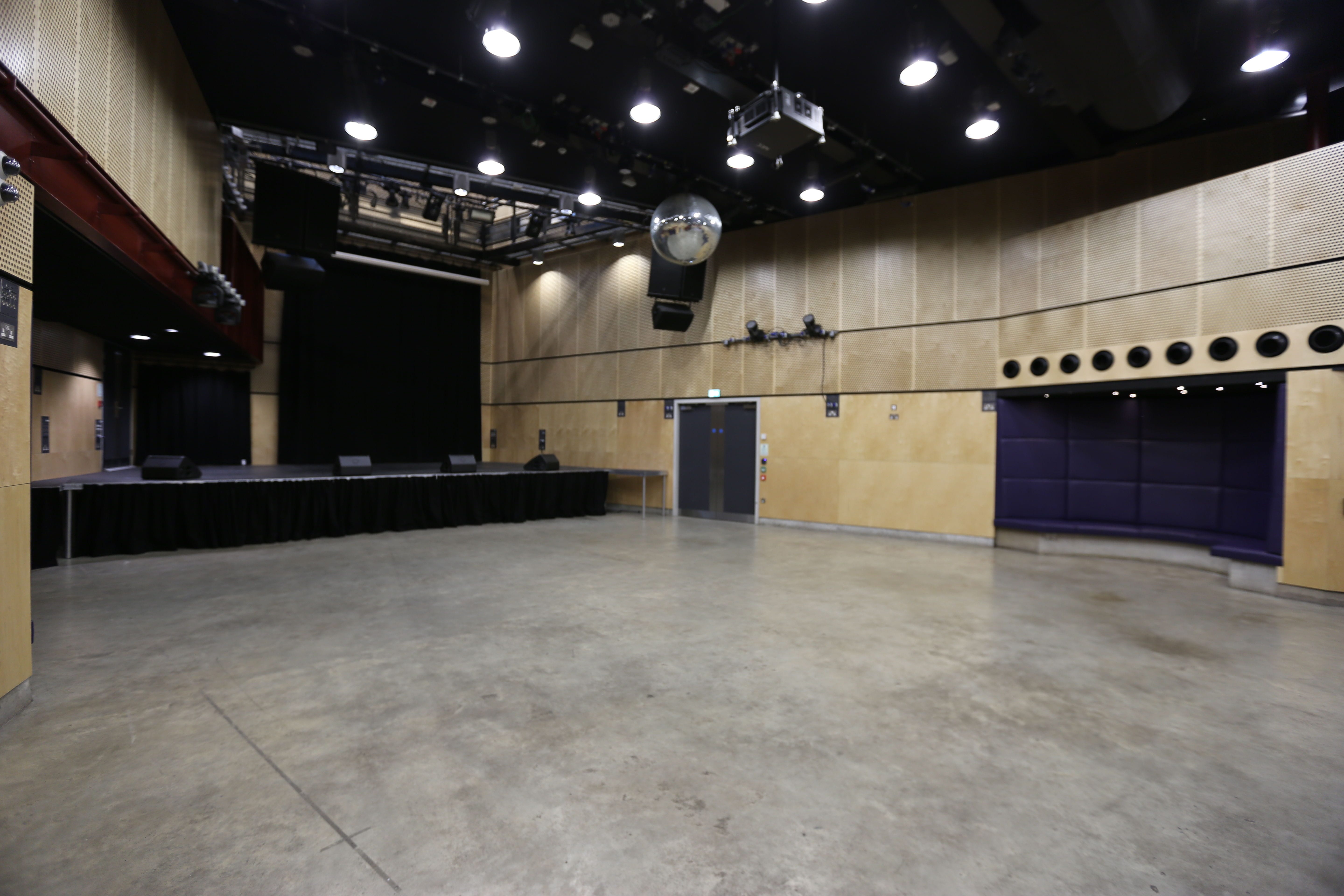 Modern Conferences 3