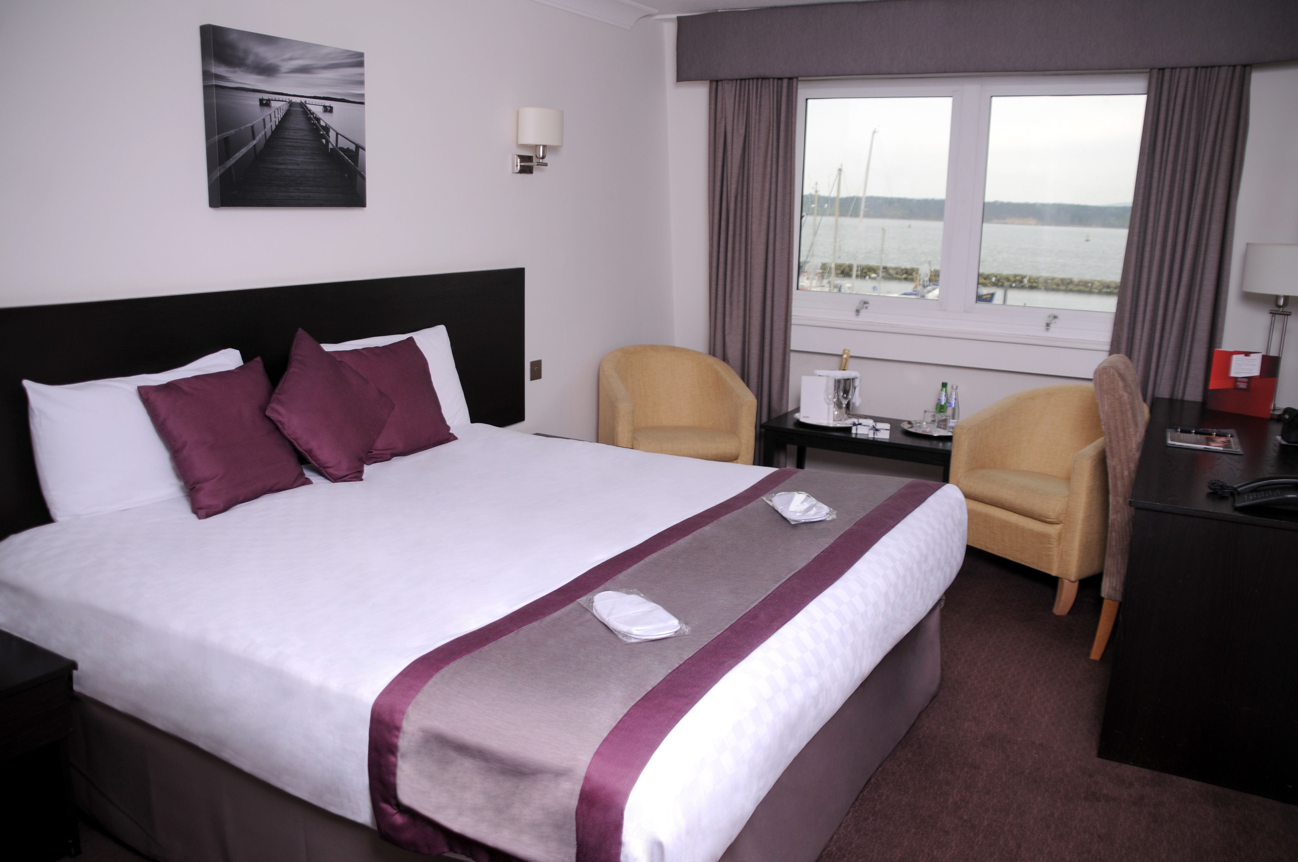 A contemporary hotel in Poole Quay 2