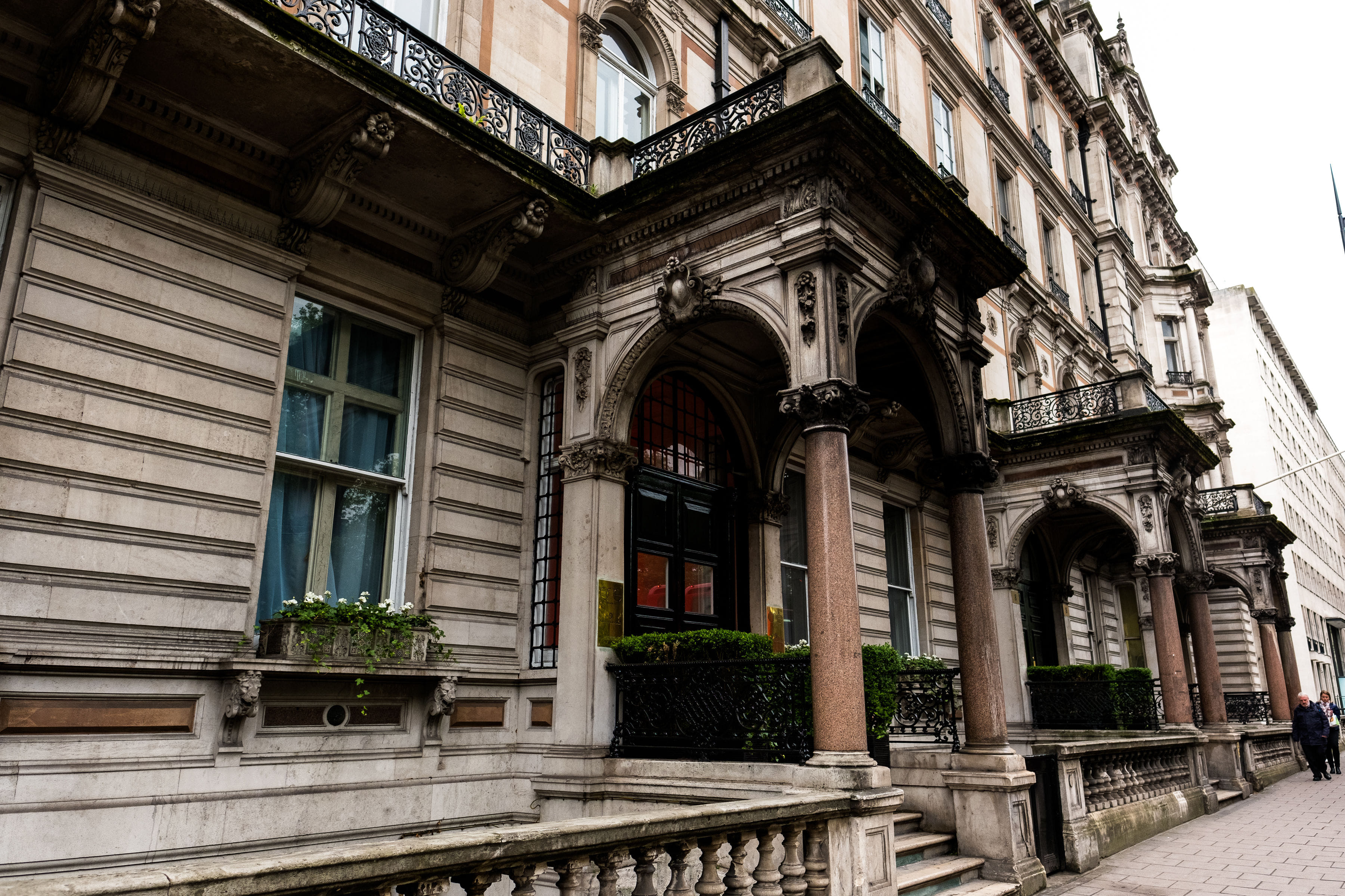 The Oak Room and Grand Gallery 1