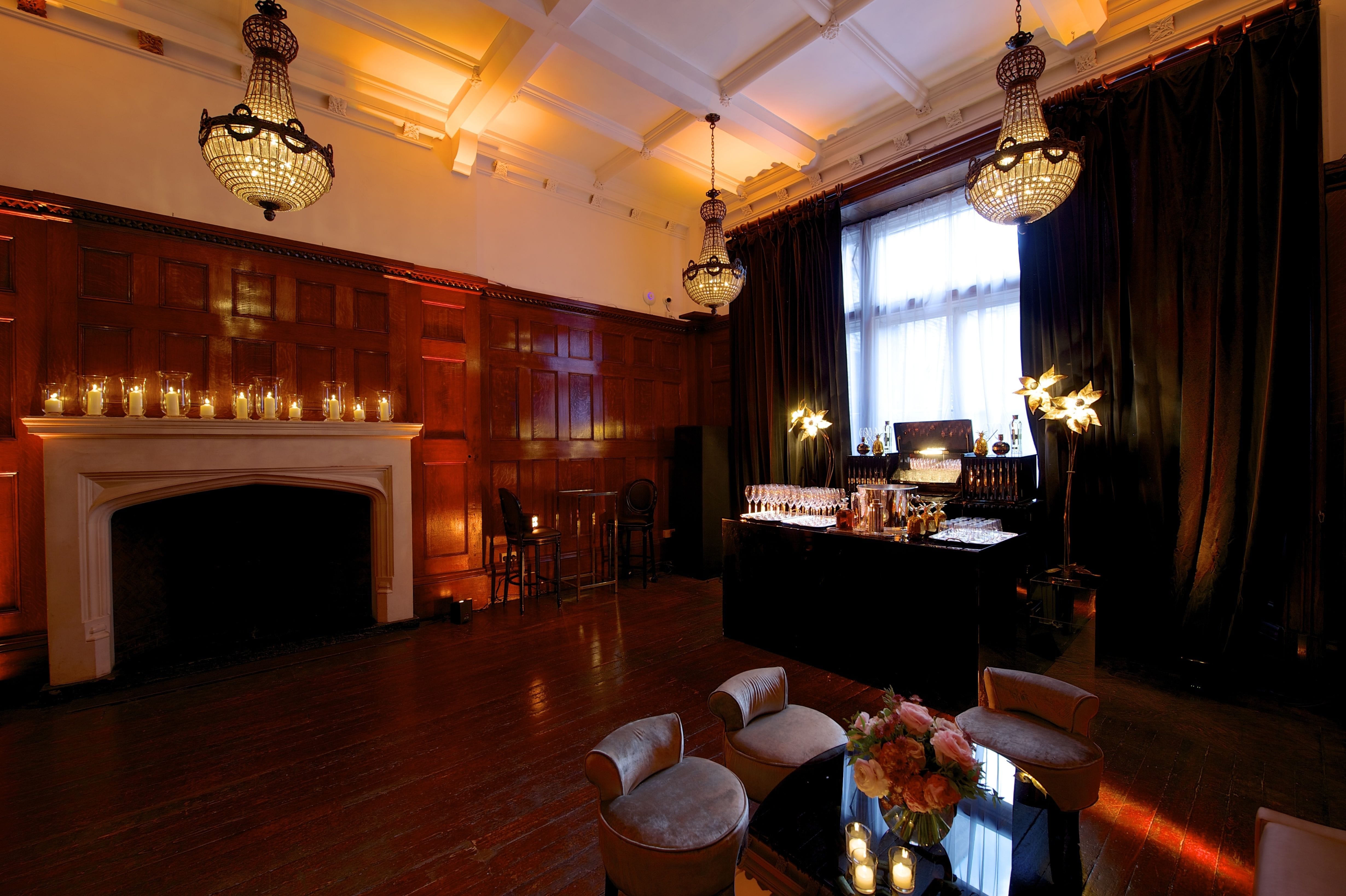 The Oak Room and Grand Gallery 4