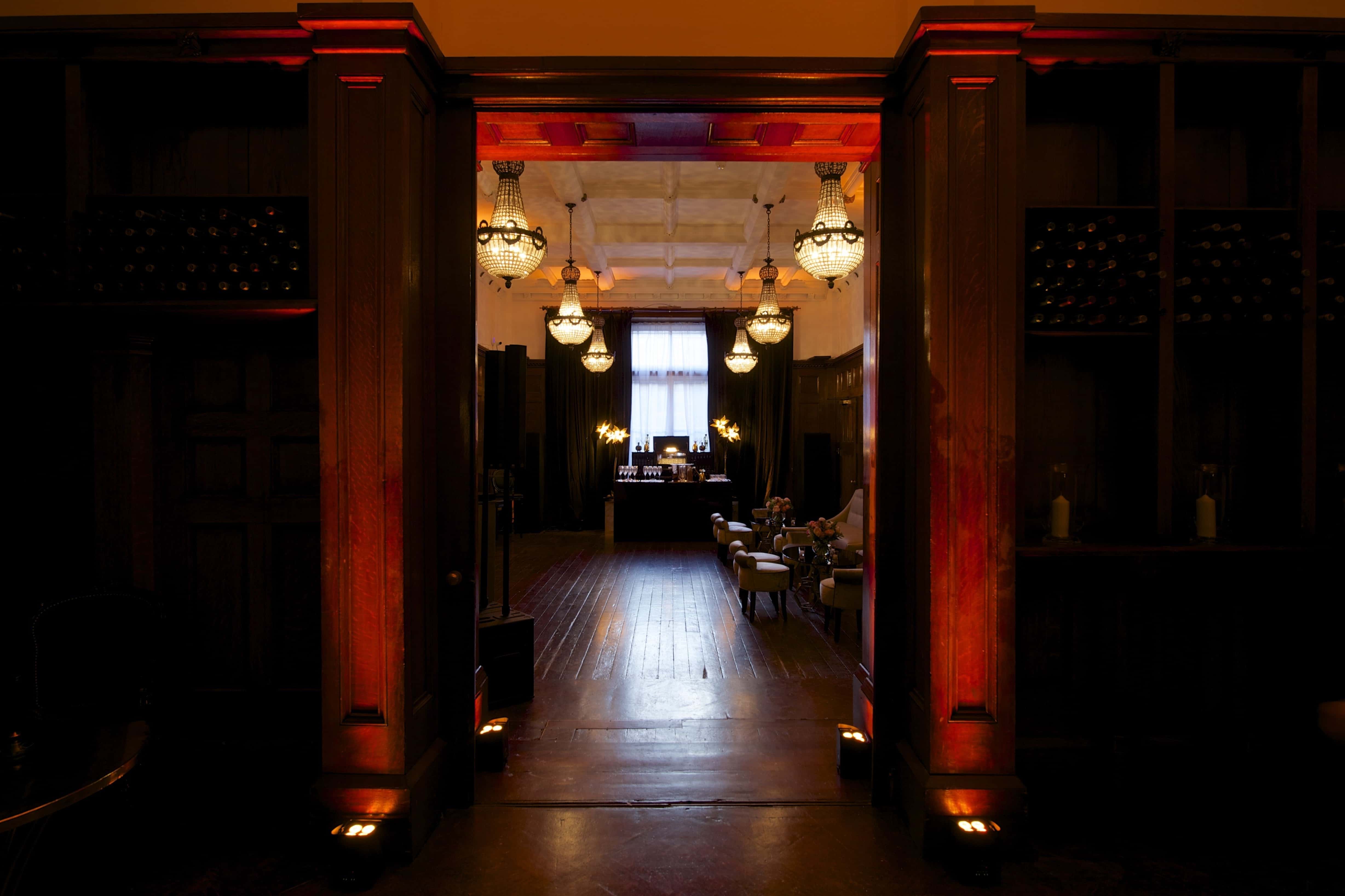 The Oak Room and Grand Gallery 6