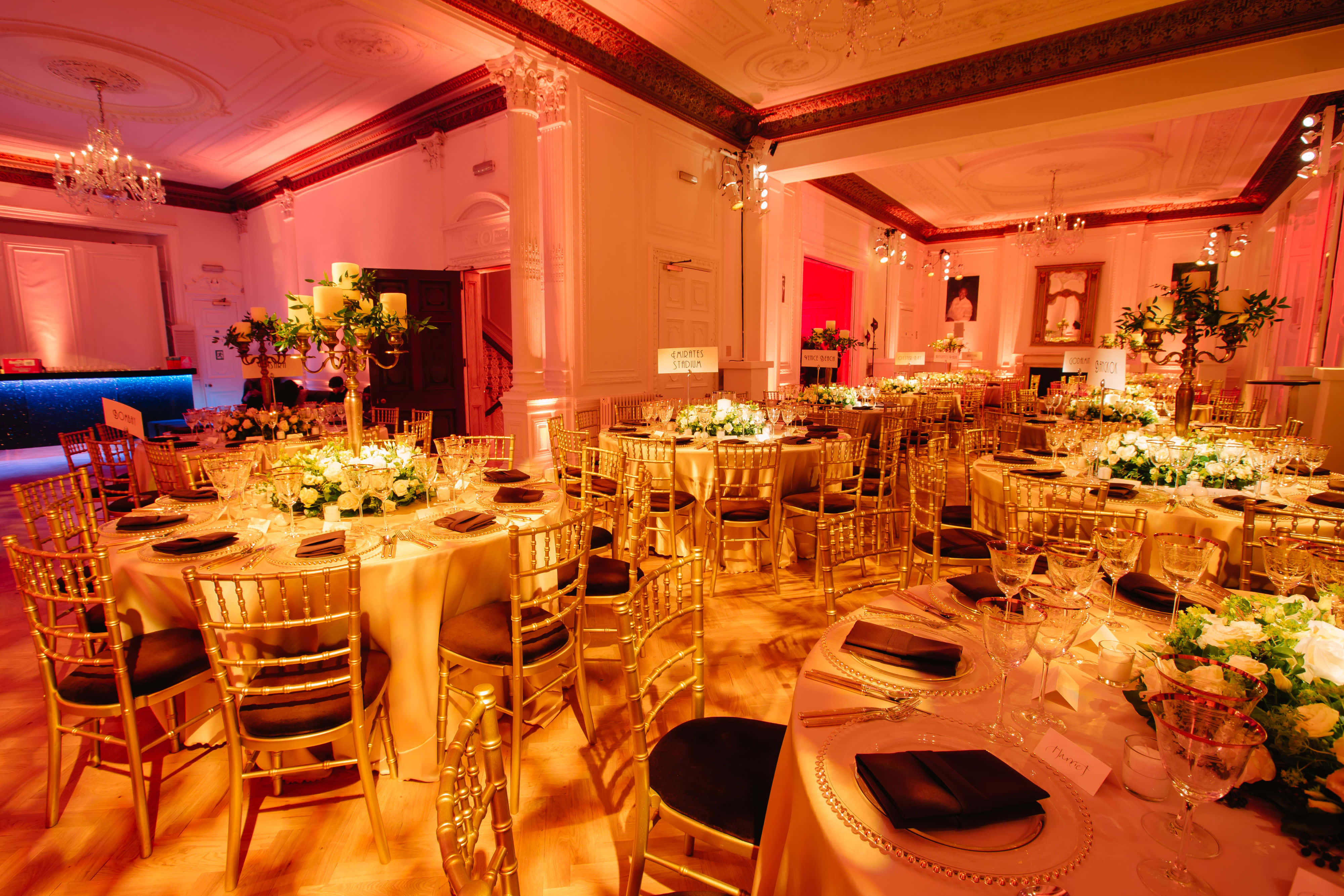 The Oak Room and Grand Gallery 10