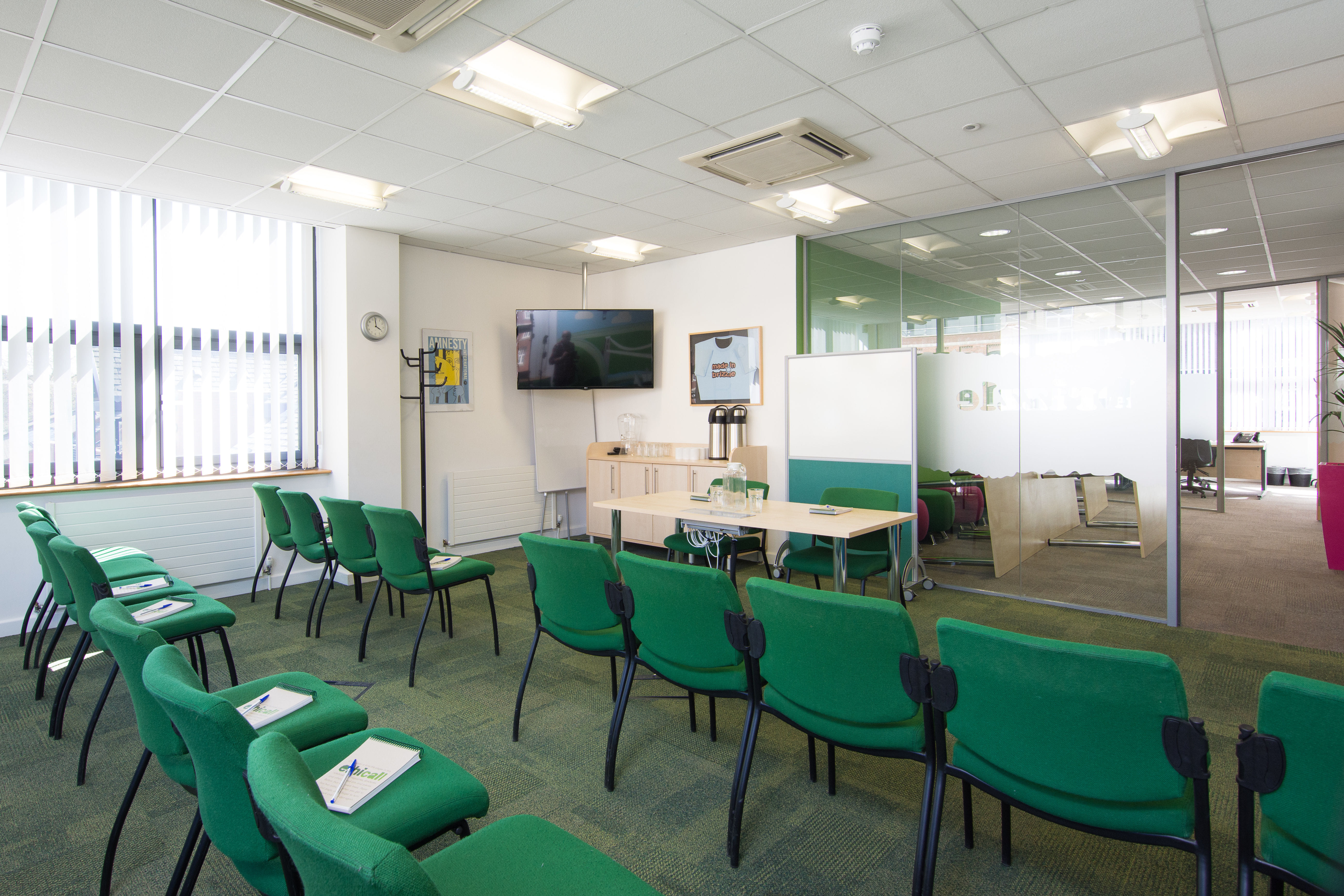 Contemporary Meeting Room - Brizzle 7
