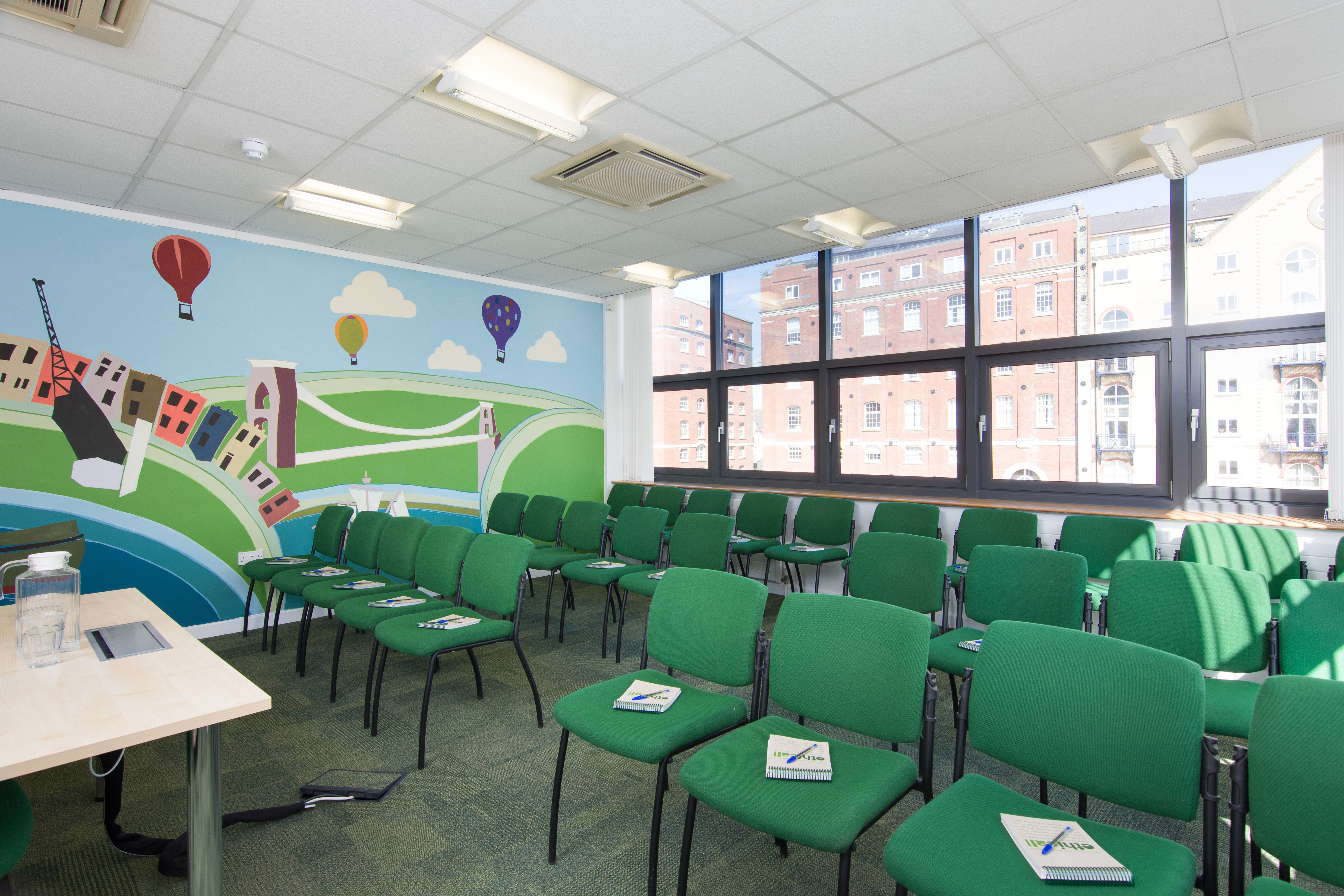 Contemporary Meeting Room - Brizzle 10