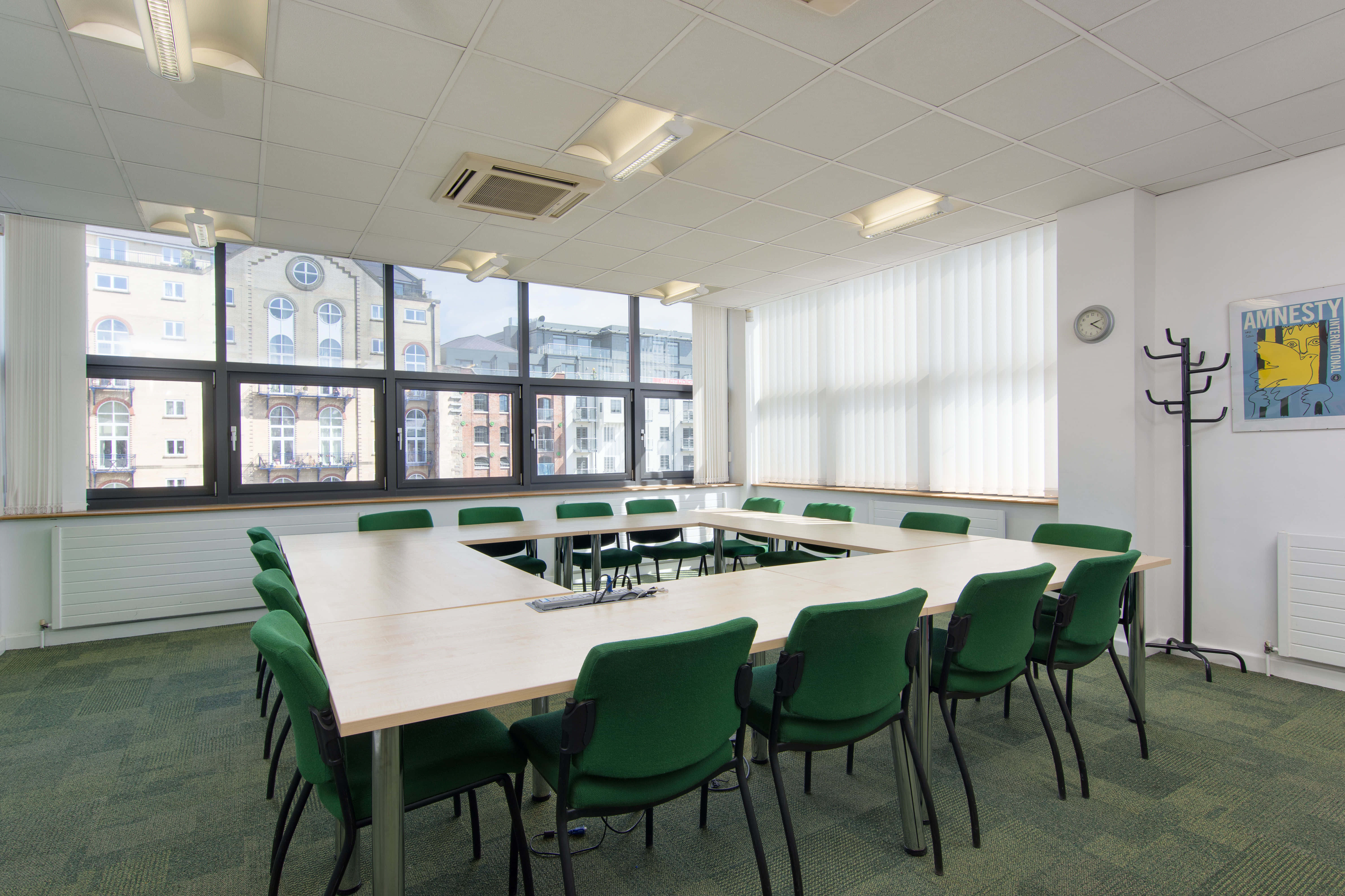 Contemporary Meeting Room - Brizzle 13