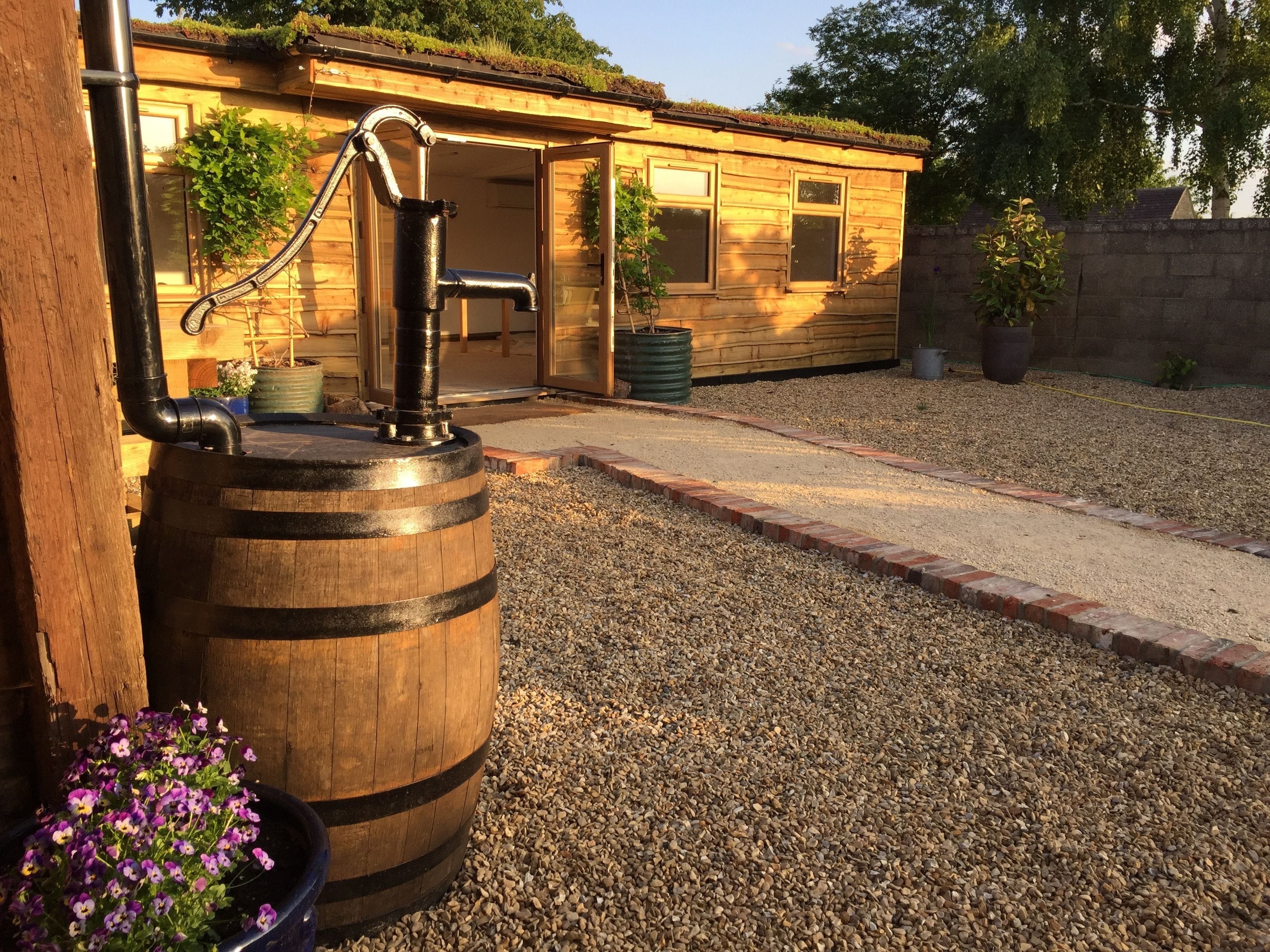 The Peaceful, Relaxing, Inspirational Barn 3