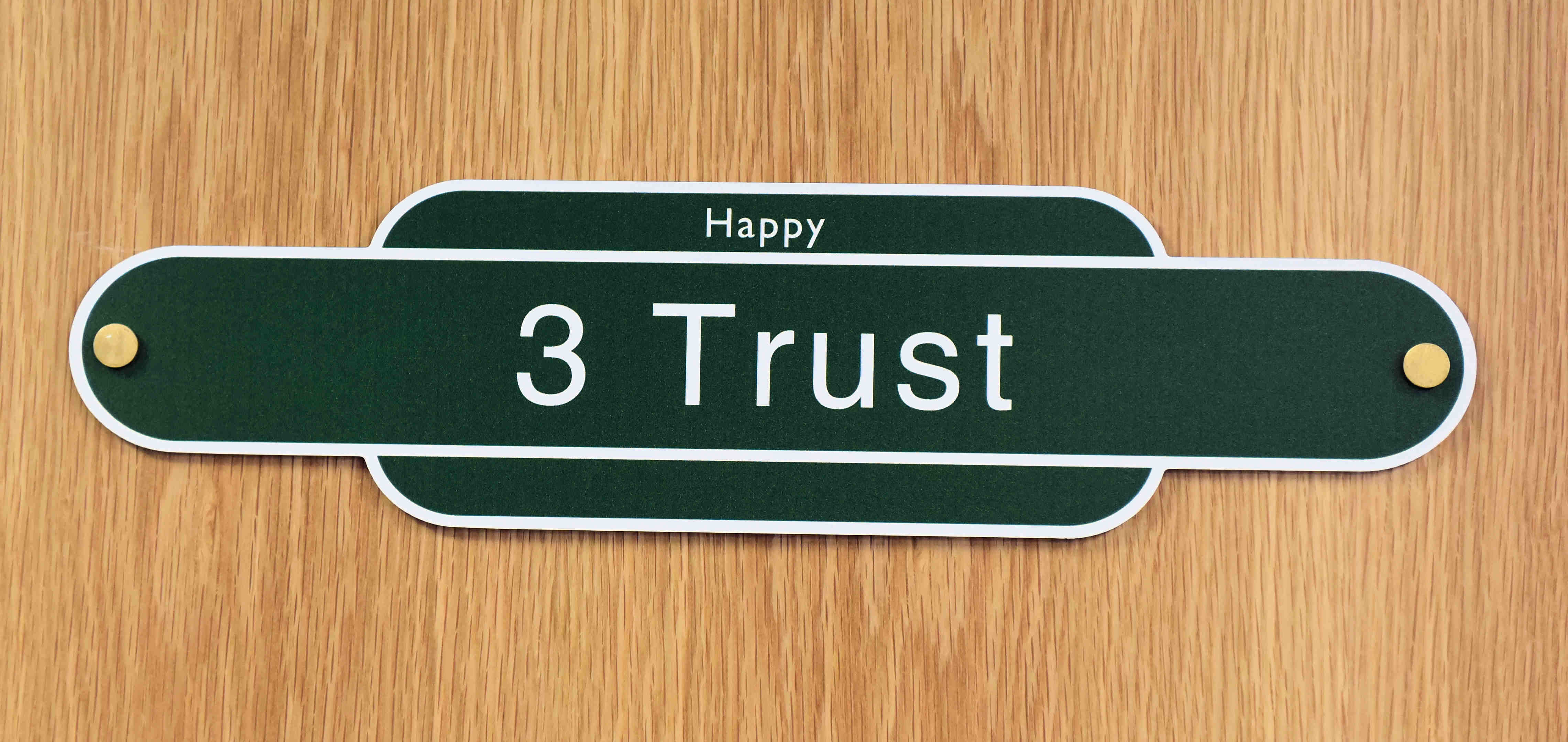 Room 3, Trust 9