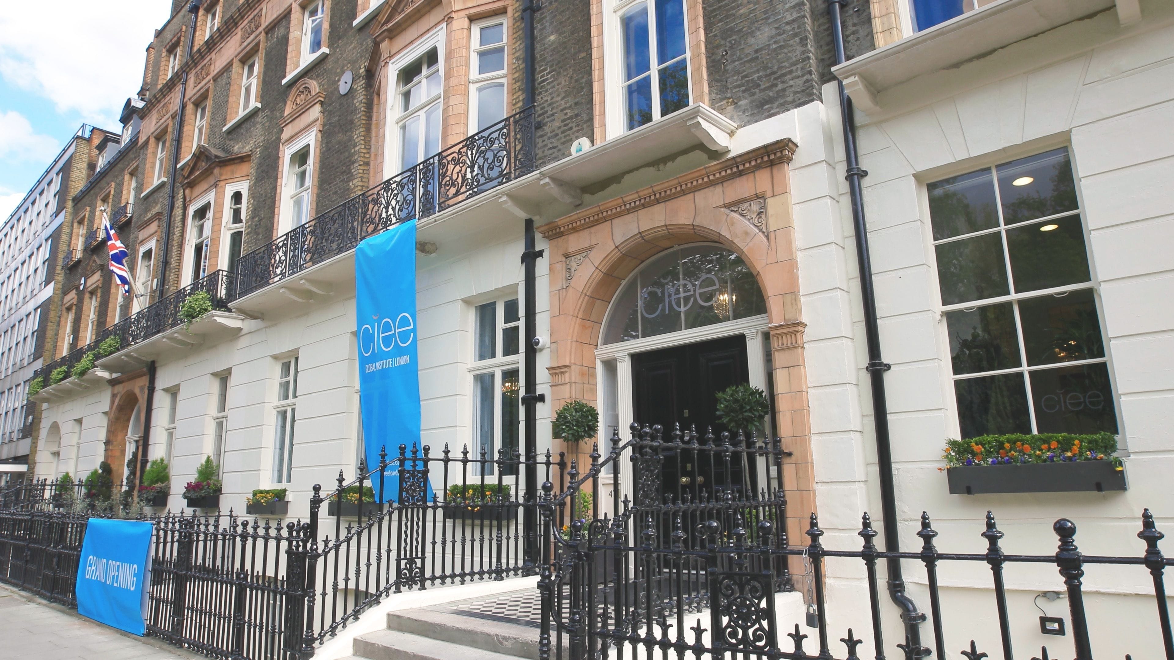 Kensington meeting room 2