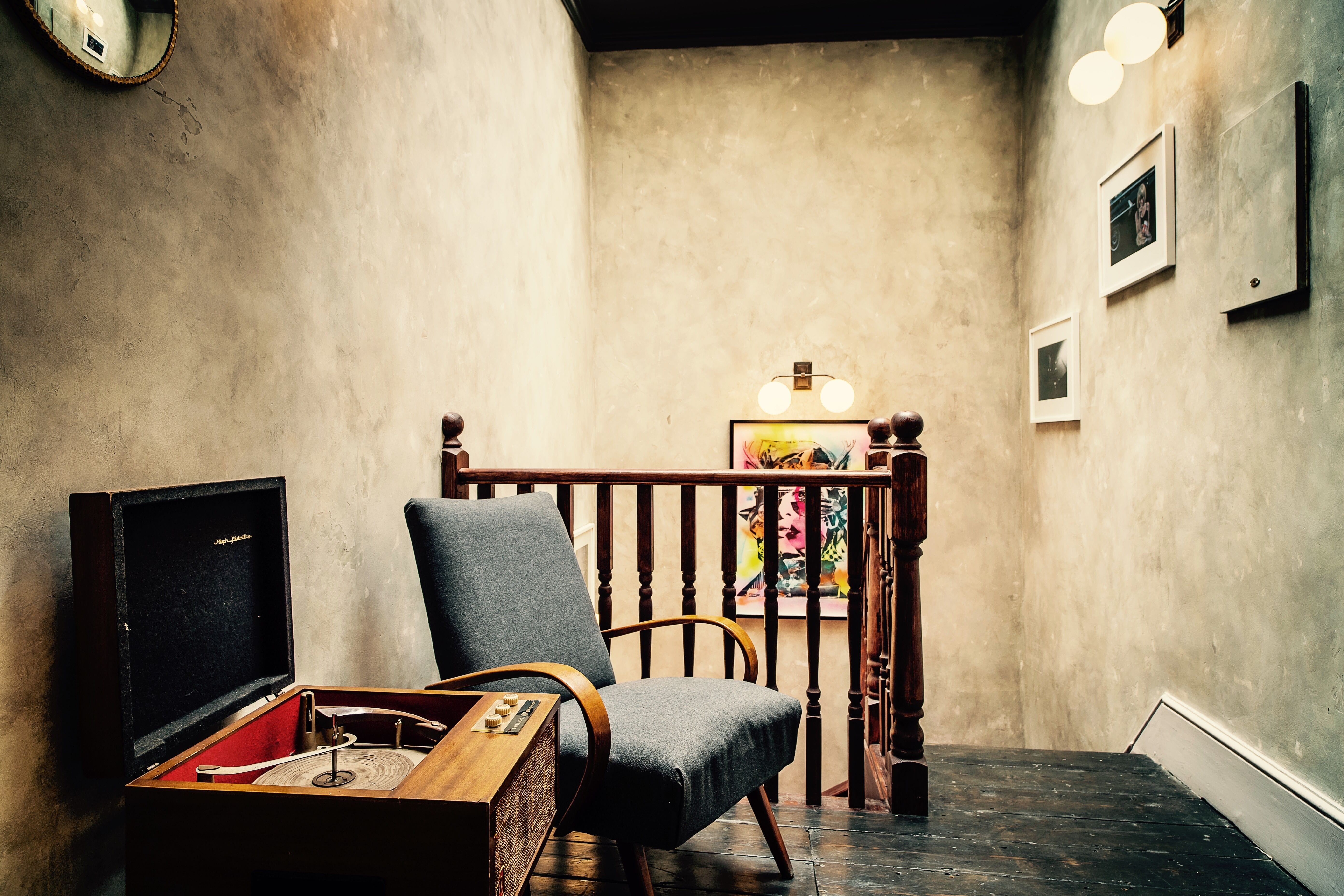 Entire Venue (2 floors)  4