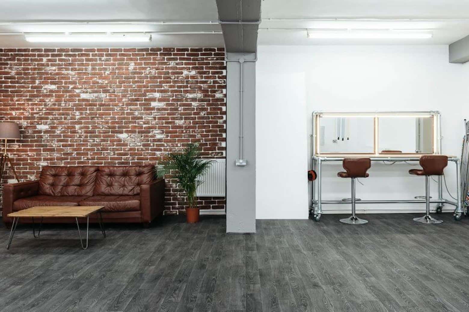 Photography - Filming - Event venue. 3